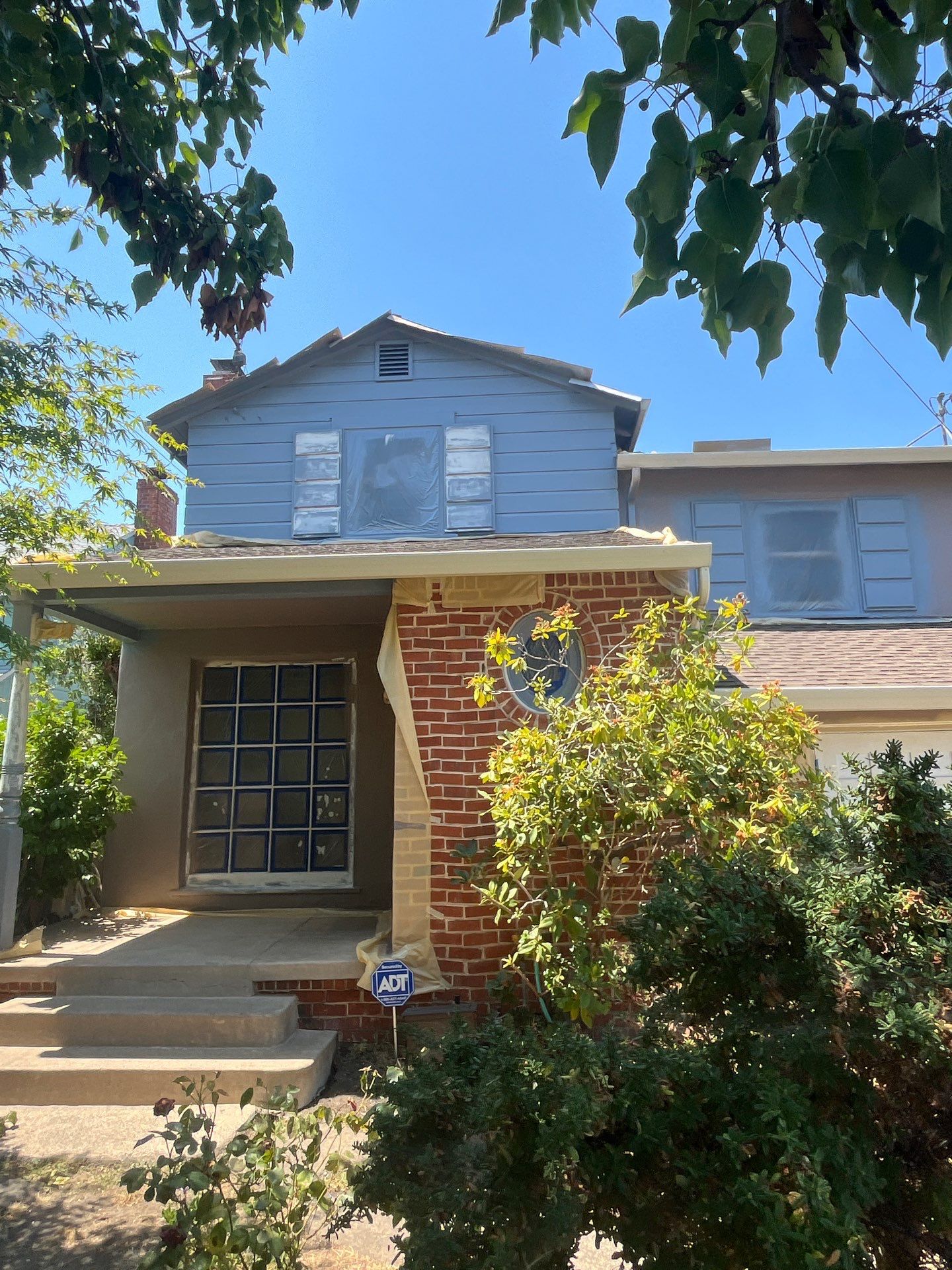 Project in Oakland by Herrera’s Bay Area Painting inc.