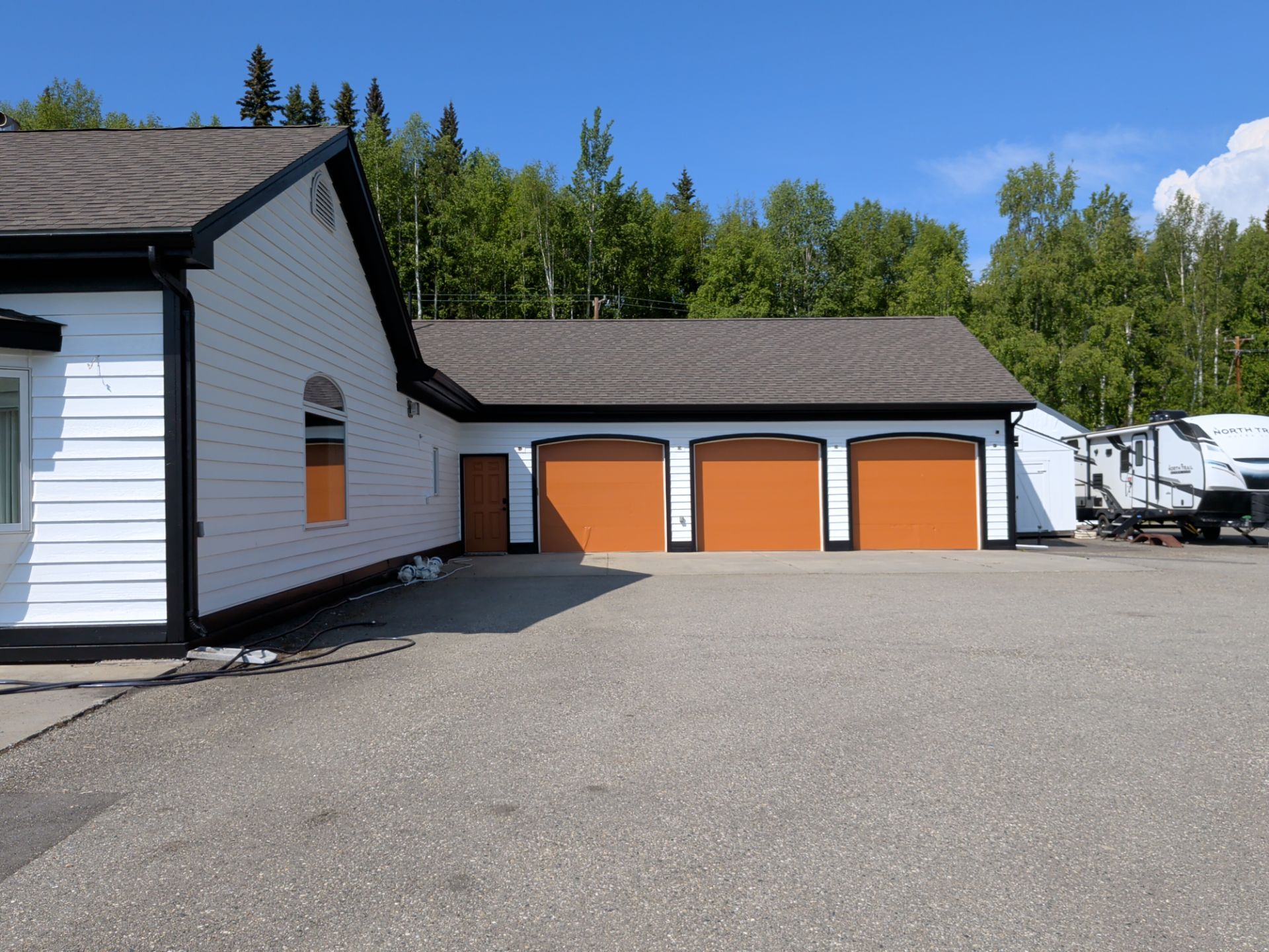 Gorgeous Exterior Repaint by Midnight Sun Painting