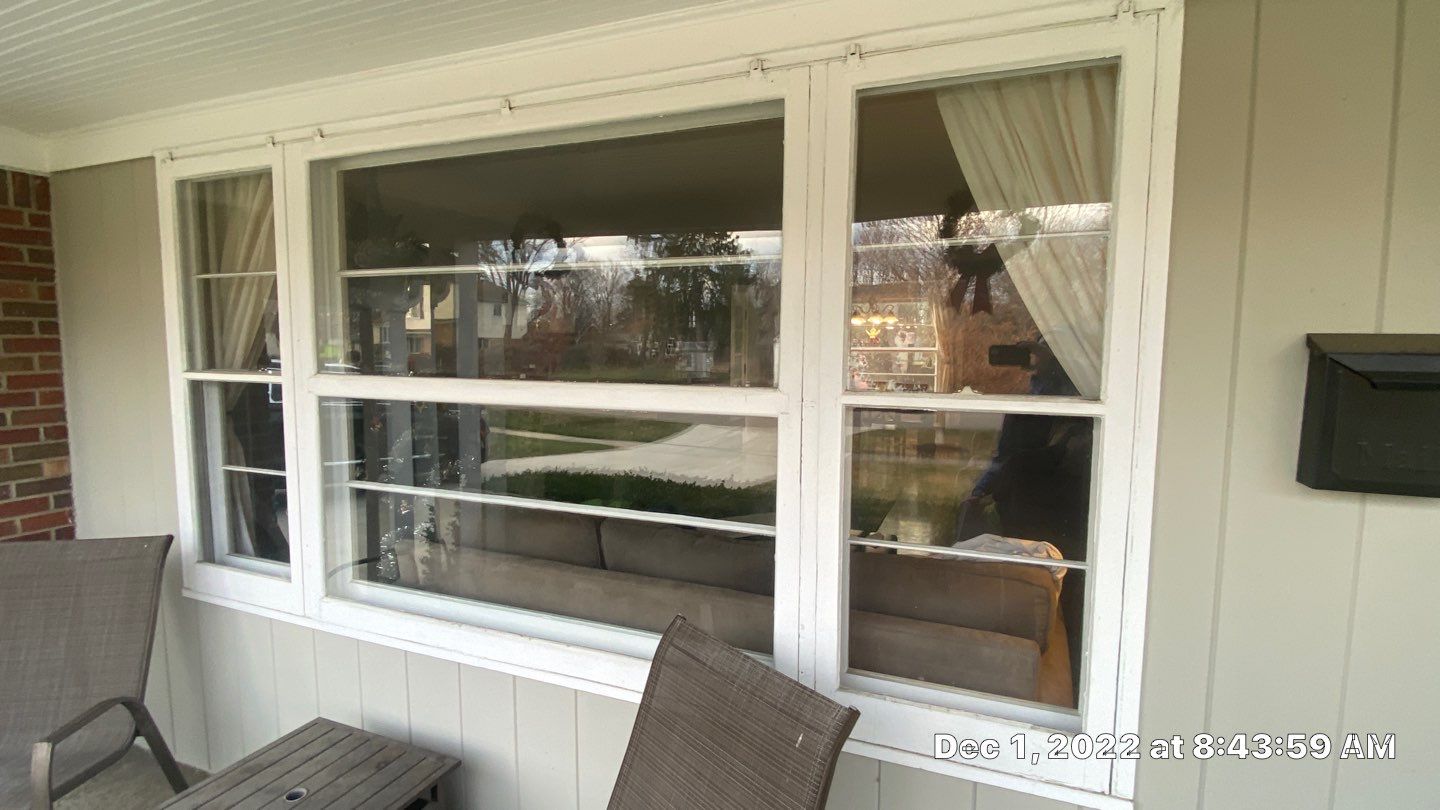 Window Installation using Replace windows  by Smart Roof