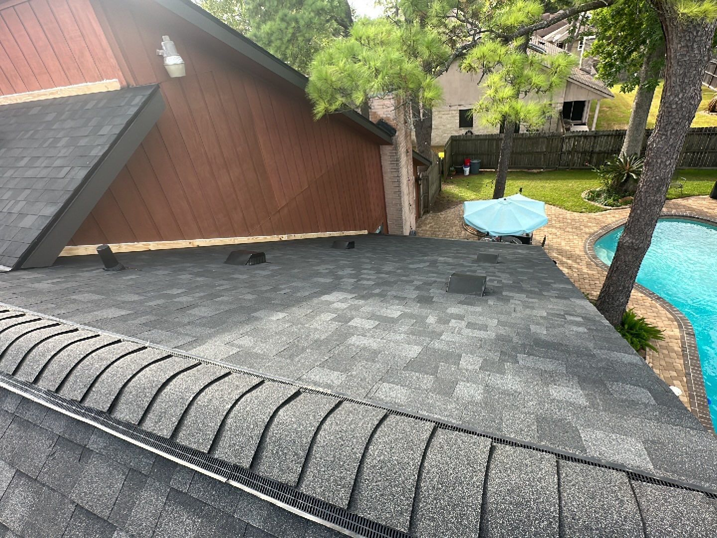 Residential Roofing Installation using Owen's Corning Duration (Lifetime) Shingles by Roof Repair Company