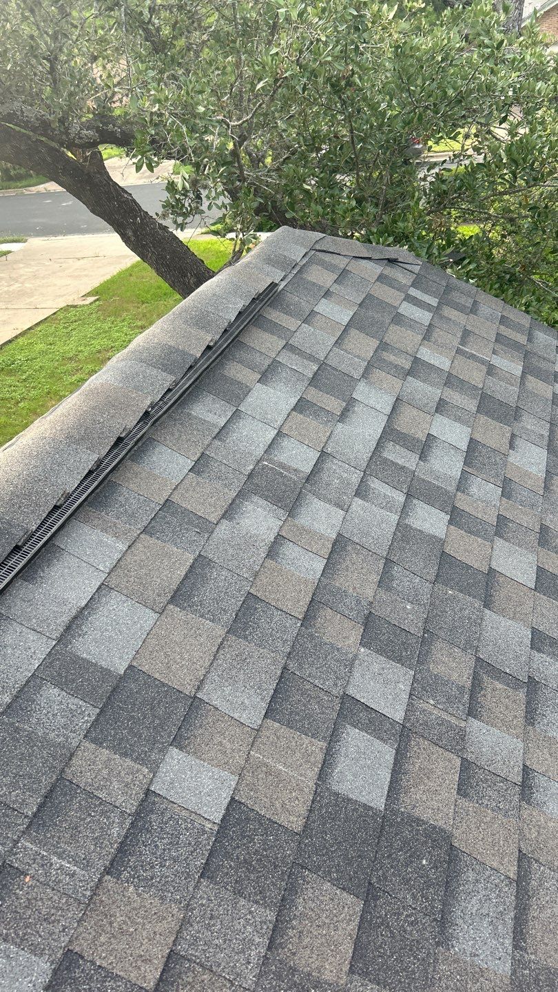 Williamsburg Gray - Owens Corning TruDefinition Duration by RoofsOnly.com