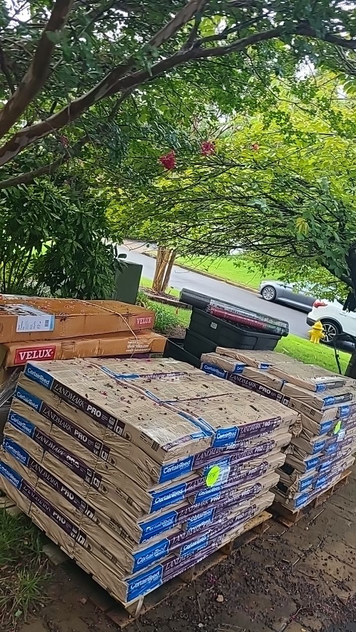 Dumfries: CertainTeed Landmark Pro Designer Shingles in Max Def Weathered Wood by RM Banning, Inc.