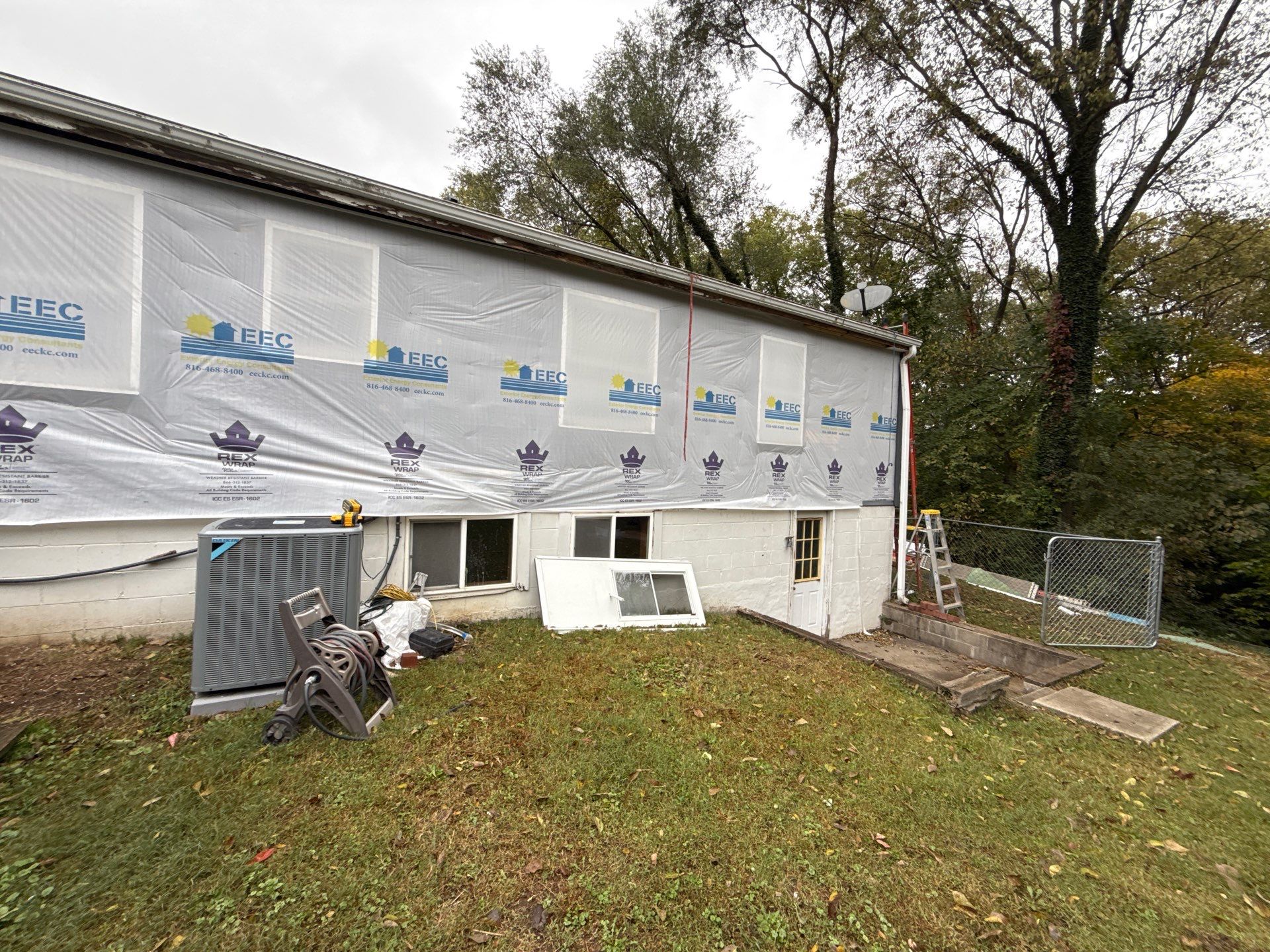 Feeling Blue in Weston Mo - Time for a Makeover  by EEC  Windows, Siding & Roofing 