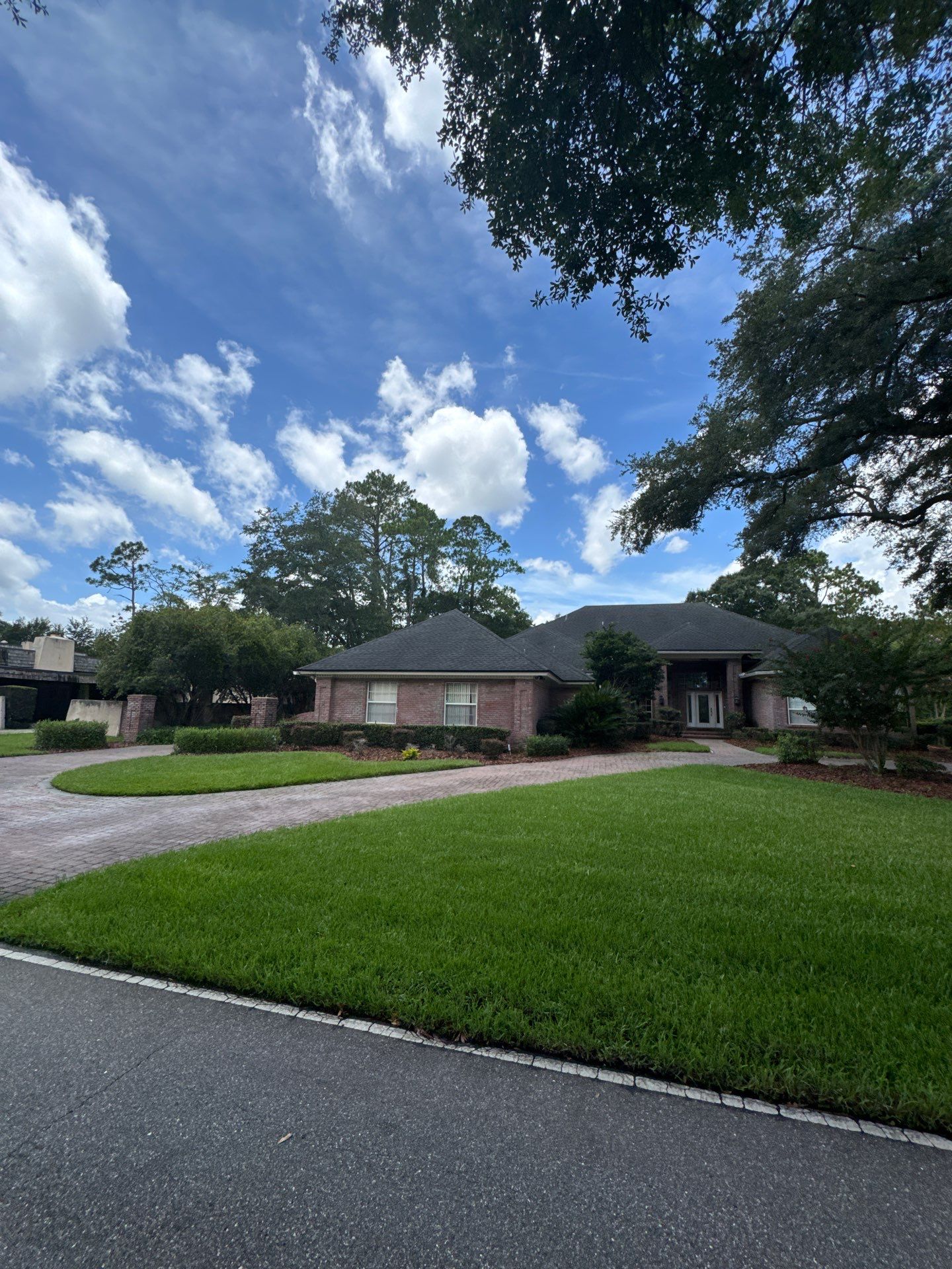 Deerwood Resident | Mulch Installation by ProGreen Services