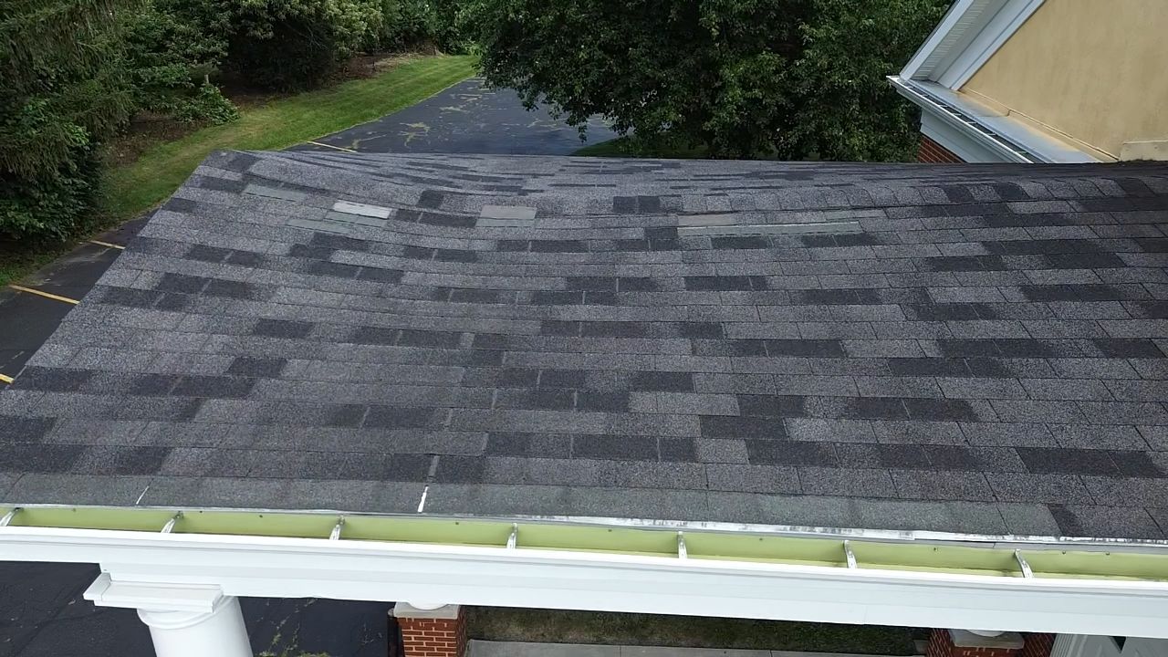 ATLAS PINNACLE COLOR: BLACK PRISTINE by Eagle Eye Roofing