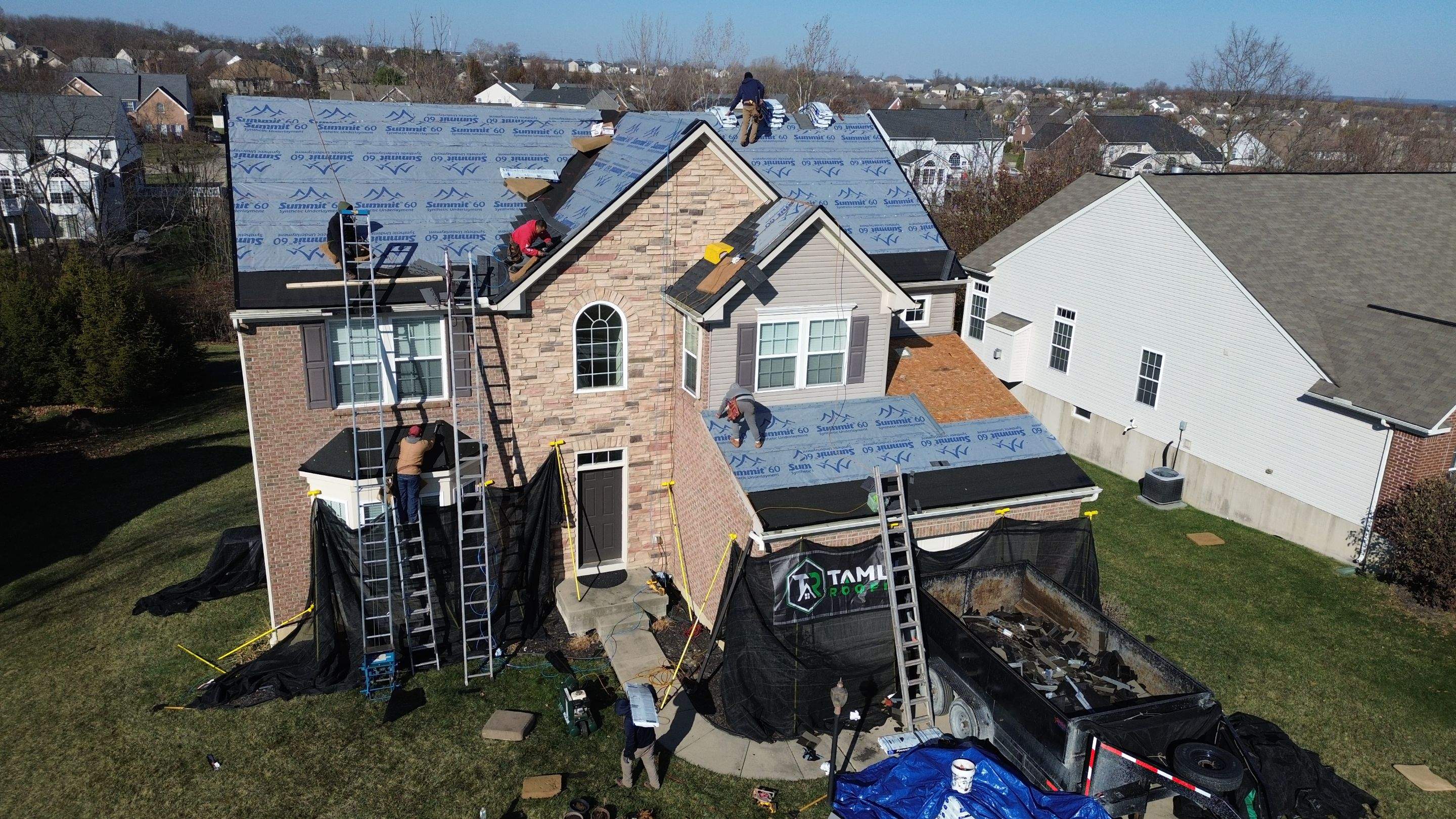 Liberty Township - Pristine Black by Tamlin Roofing