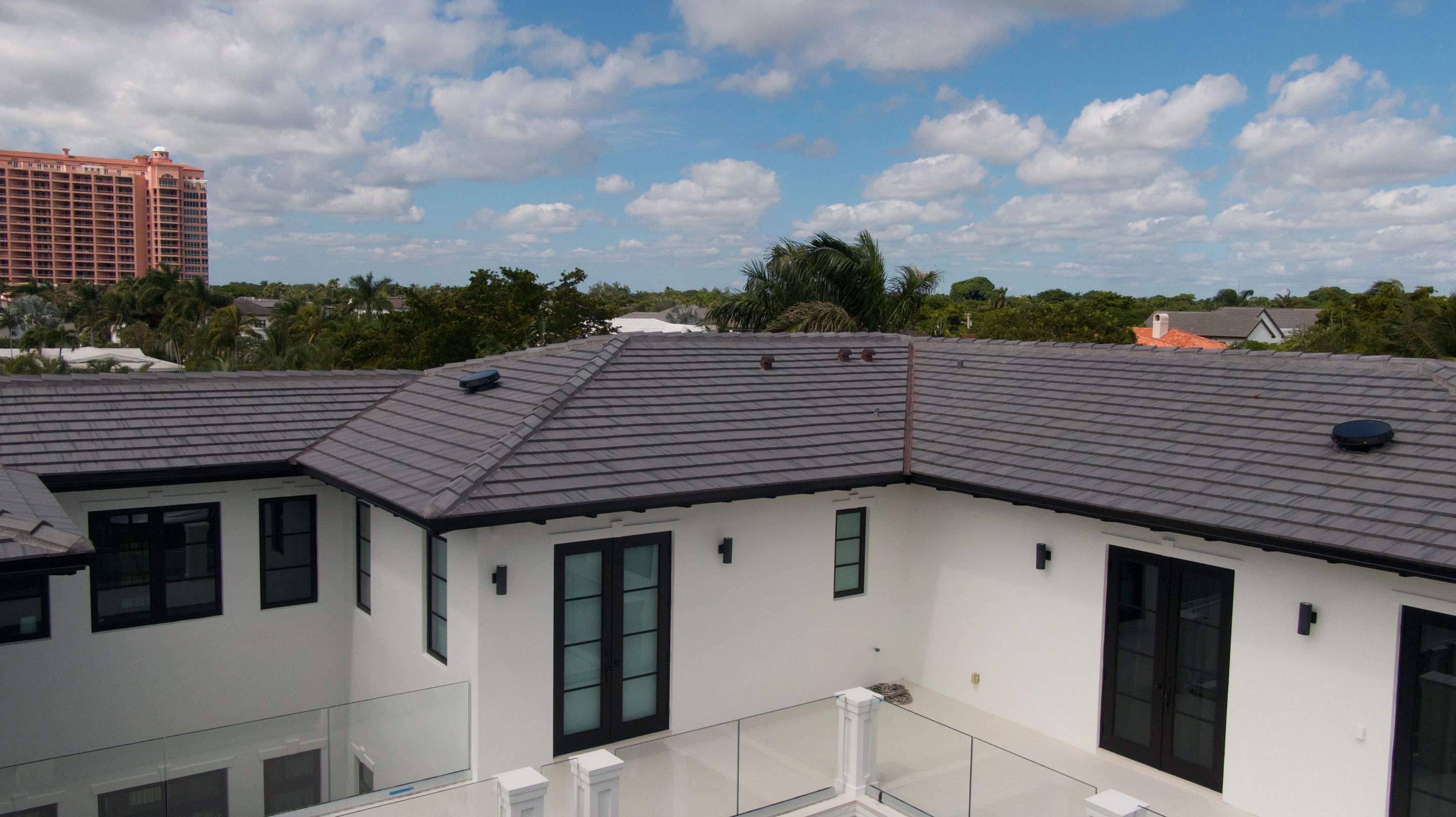 Crown - Windsort Slate - Manatee by Istueta Roofing