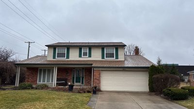 Roof Replacement using CertainTeed Landmark Resawn Shake