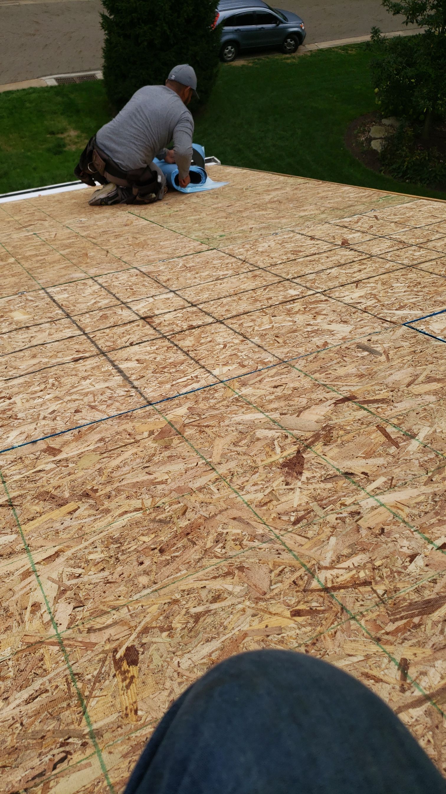 CERTAINTEED LANDMARK COLOR: PEWTER DRIP EDGE: WHITE by Eagle Eye Roofing