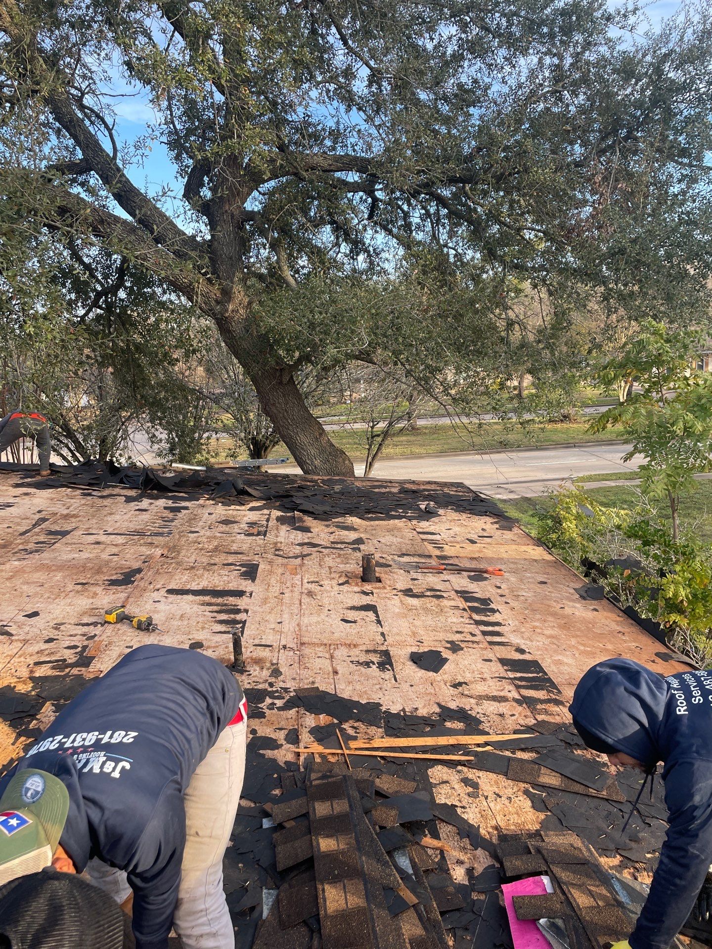 Roof Replacement Houston by Roof Repair Company