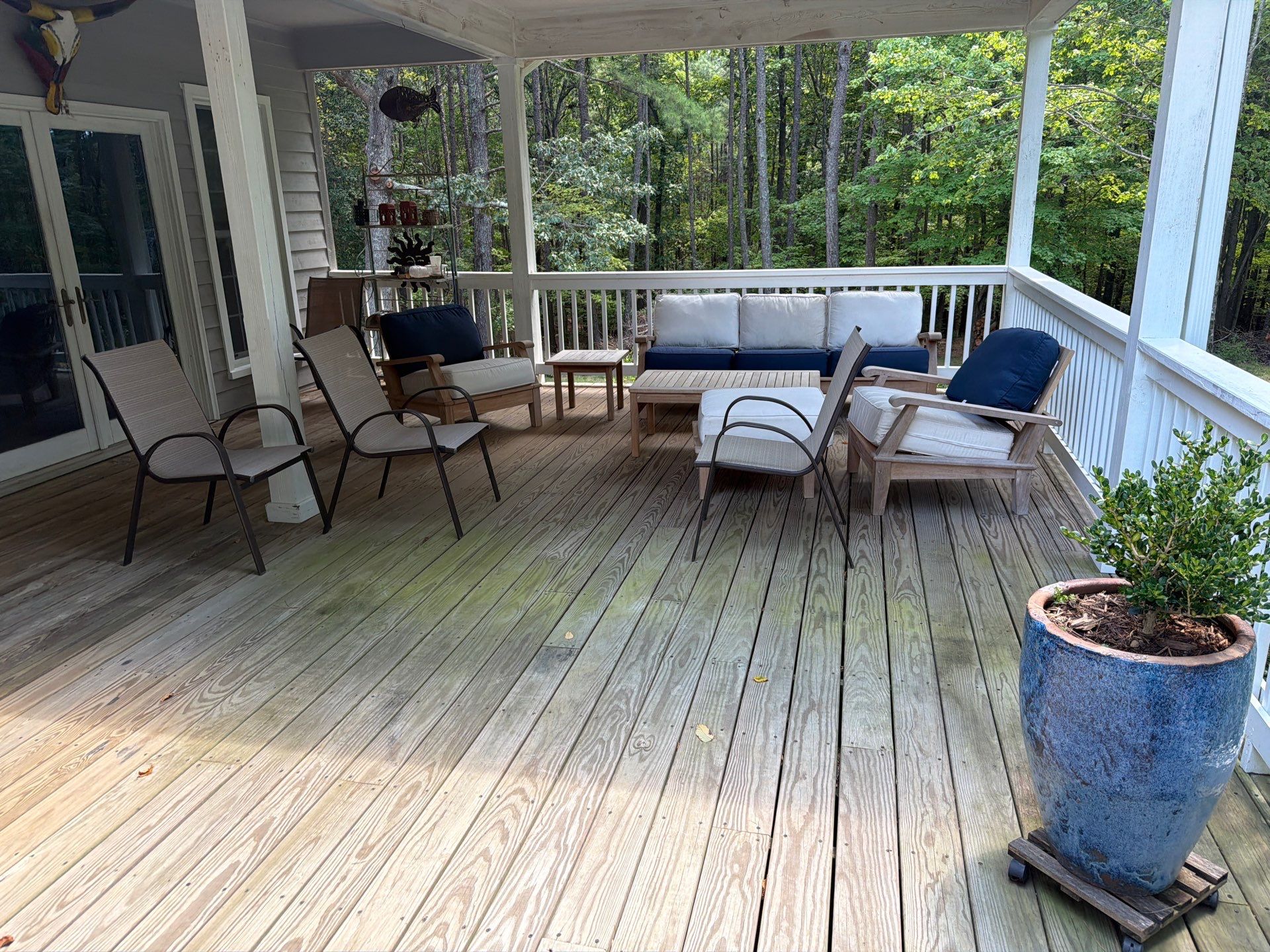 Deck using Wood Sealant by DuraSeal