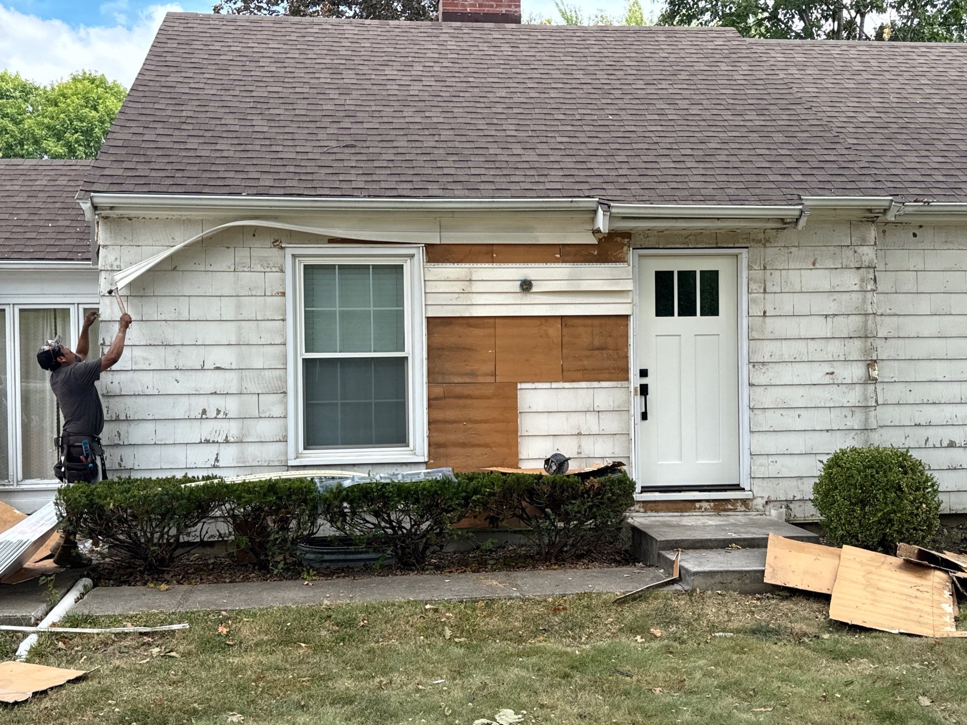 WOW! Curb Appeal is moving by EEC Windows, Siding & Roofing