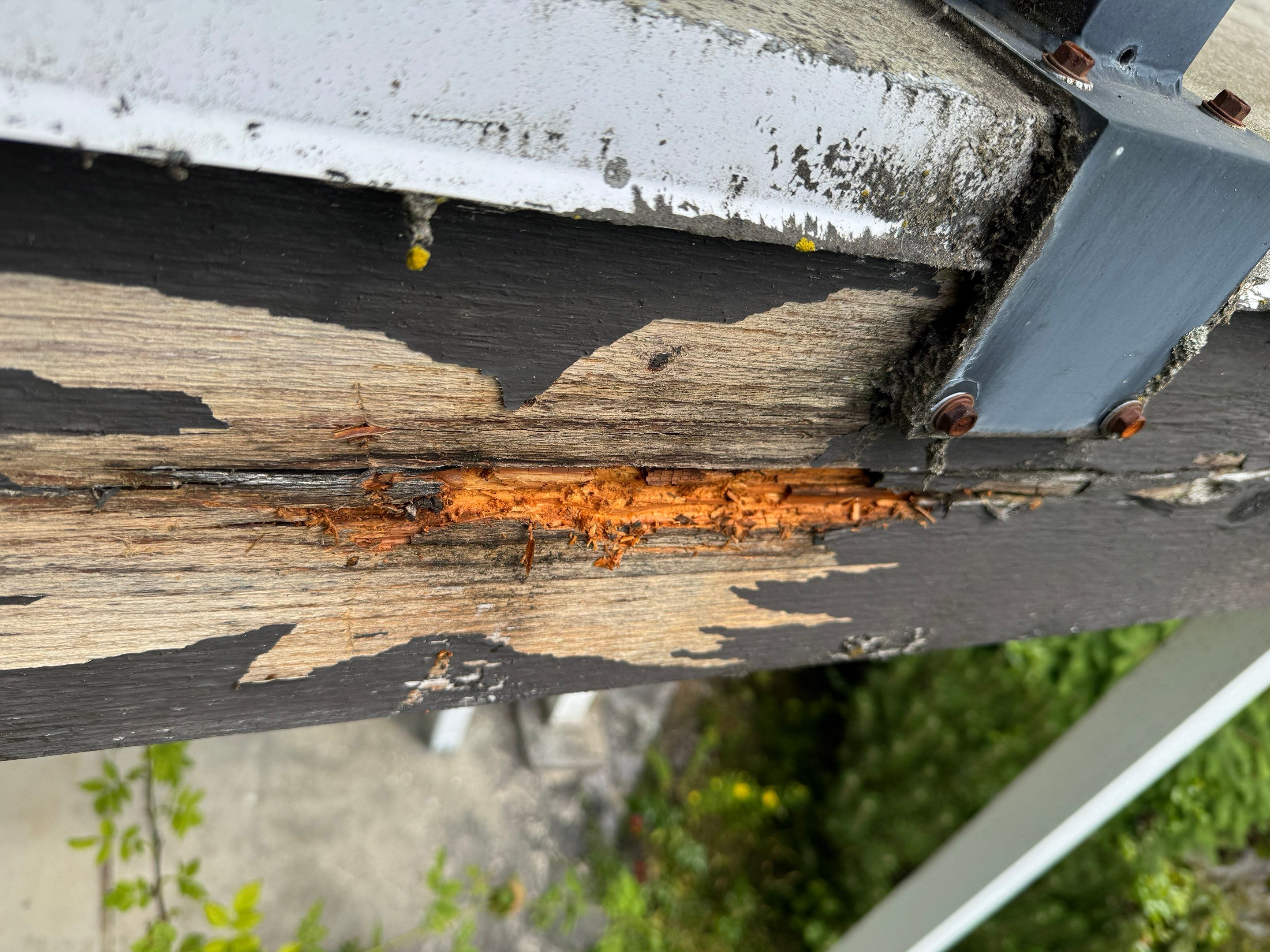 Repair Rotten Deck In West Vancouver  by YVR Construction Group