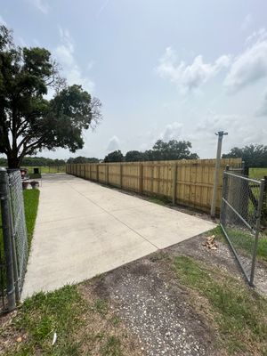 Dover, FL 6ft. Treated Board on Board Privacy Fence