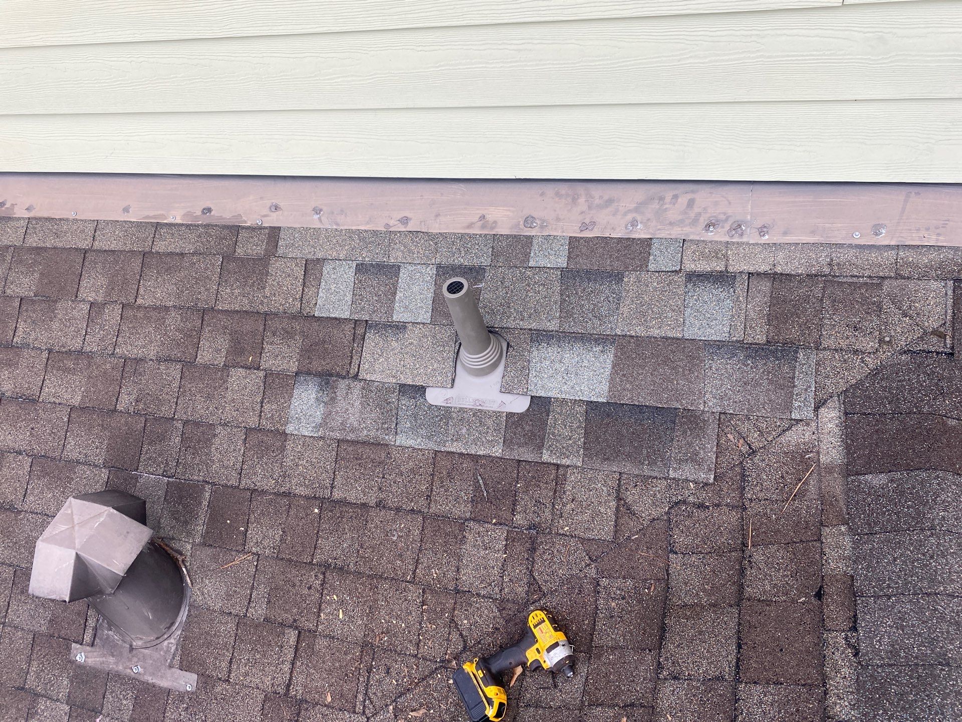 Residential Roofing Repair using Owen's Corning Duration (Lifetime) Shingles by Roof Repair Company