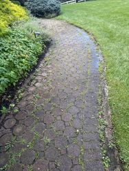 Gutter Cleaning in Chester, NJ — Gallo Bros job photo