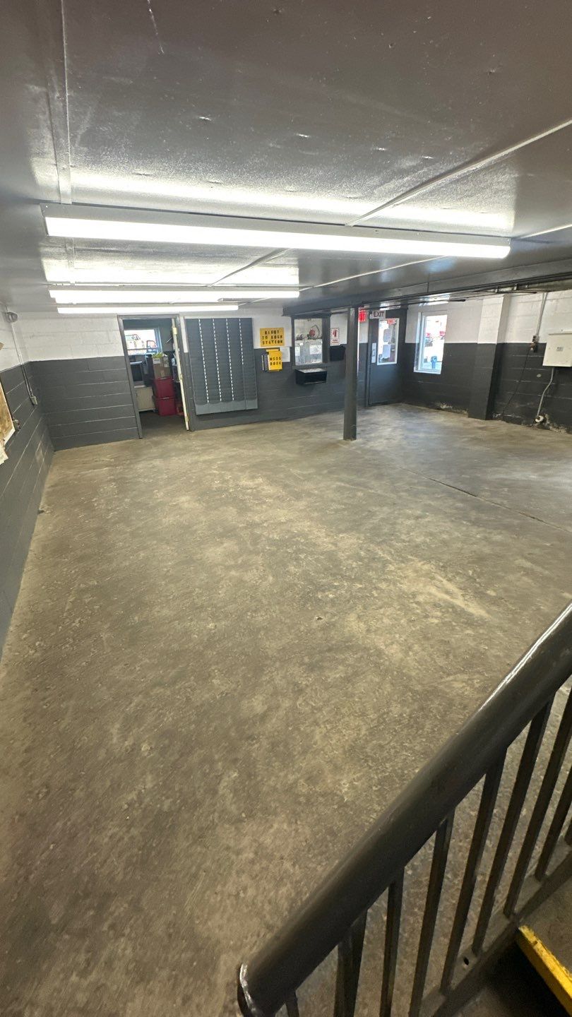 Industrial Grey Grit Project in Mars by Floors in a Day, Inc