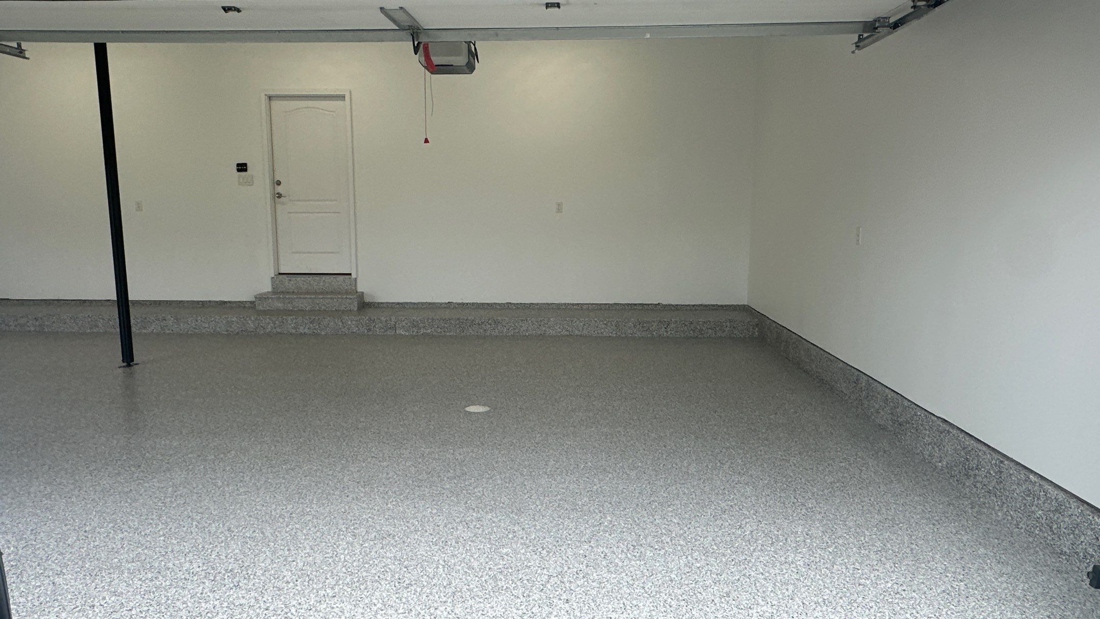 Richard W made the choice of Coyote flake on his new Banner Garage Floor by Banner Garage