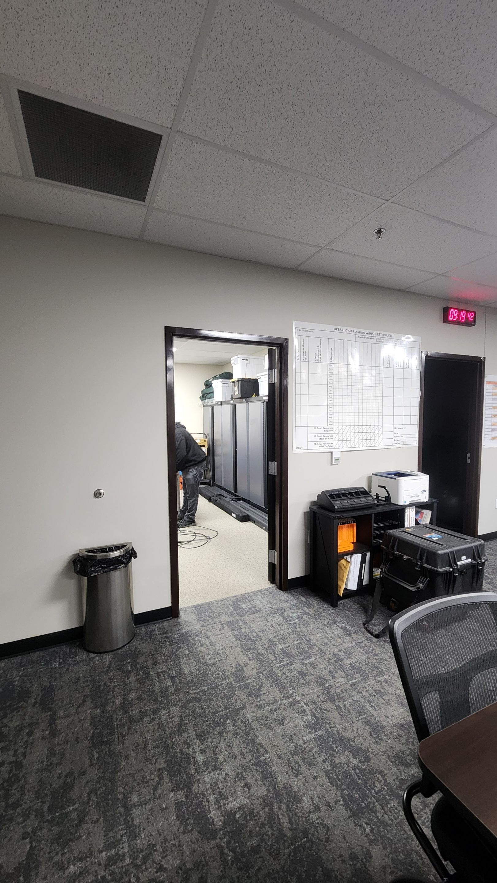 Advanced Commercial AV System Integration for Warren County EOC by Techkinect
