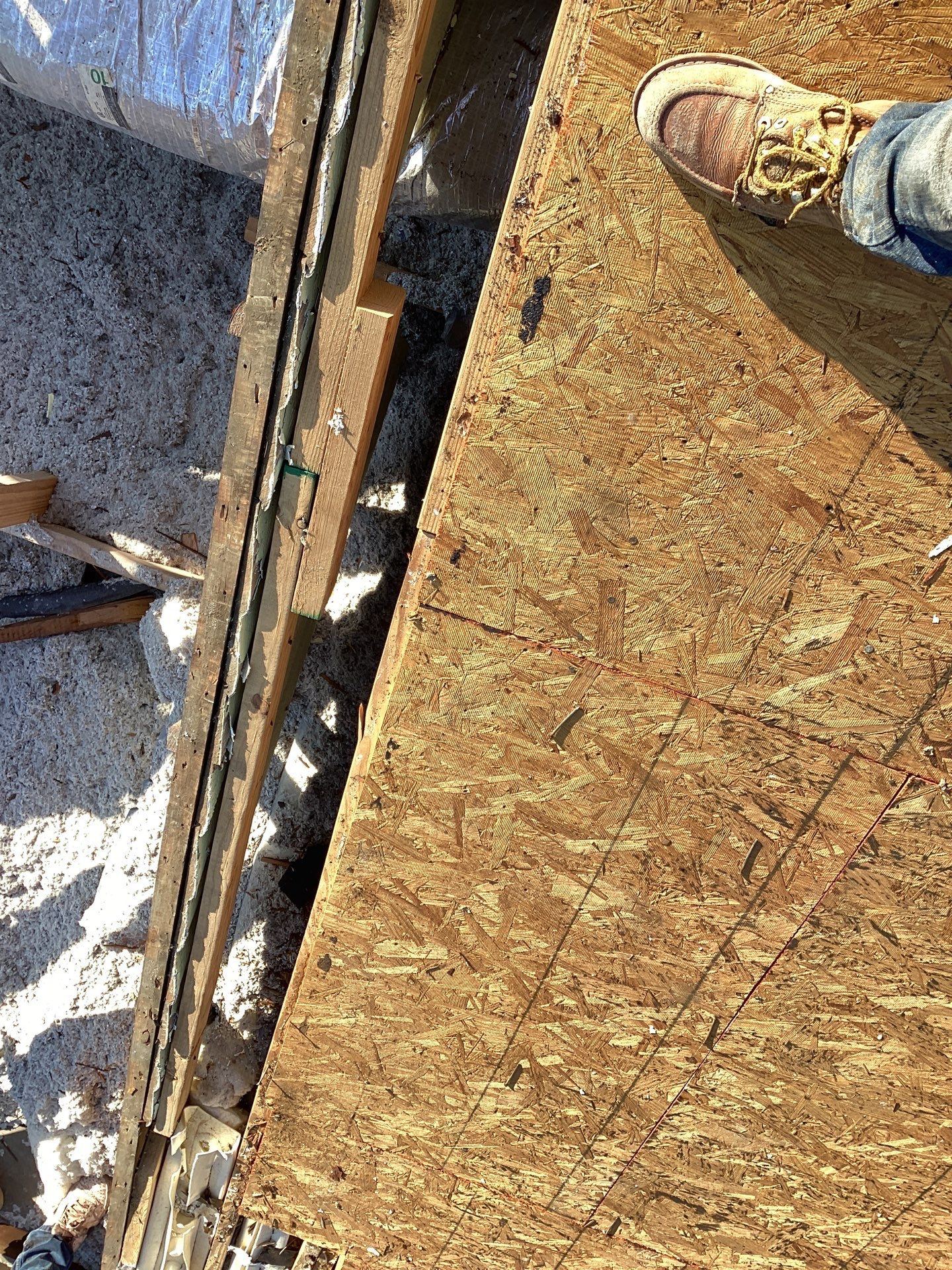 Residential Roofing Installation using Owen's Corning Duration (Lifetime) Shingles by Roof Repair Company
