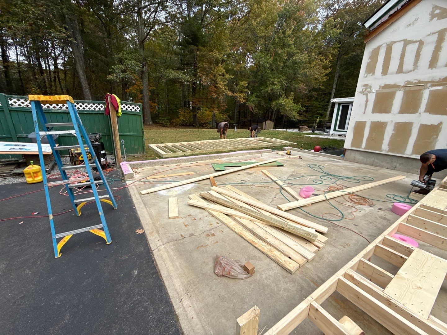 Custom ADU Construction with Vaulted In-Law Suite – LP SmartSide®, ZIP System® & Harvey® Windows by Sensible Home Solutions