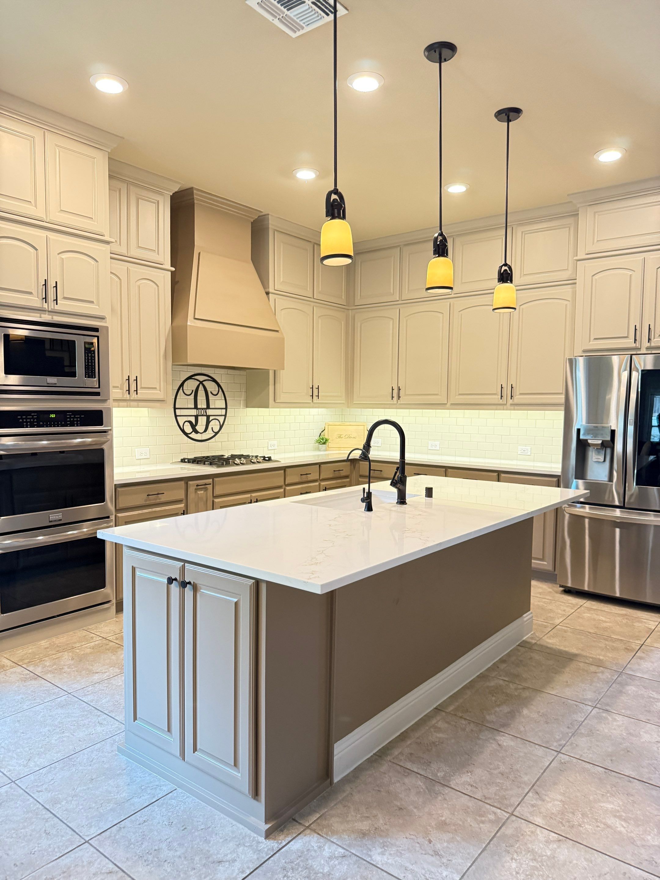 Kitchen & Primary Bath Remodel- McKinney, TX by C3 Custom Builds