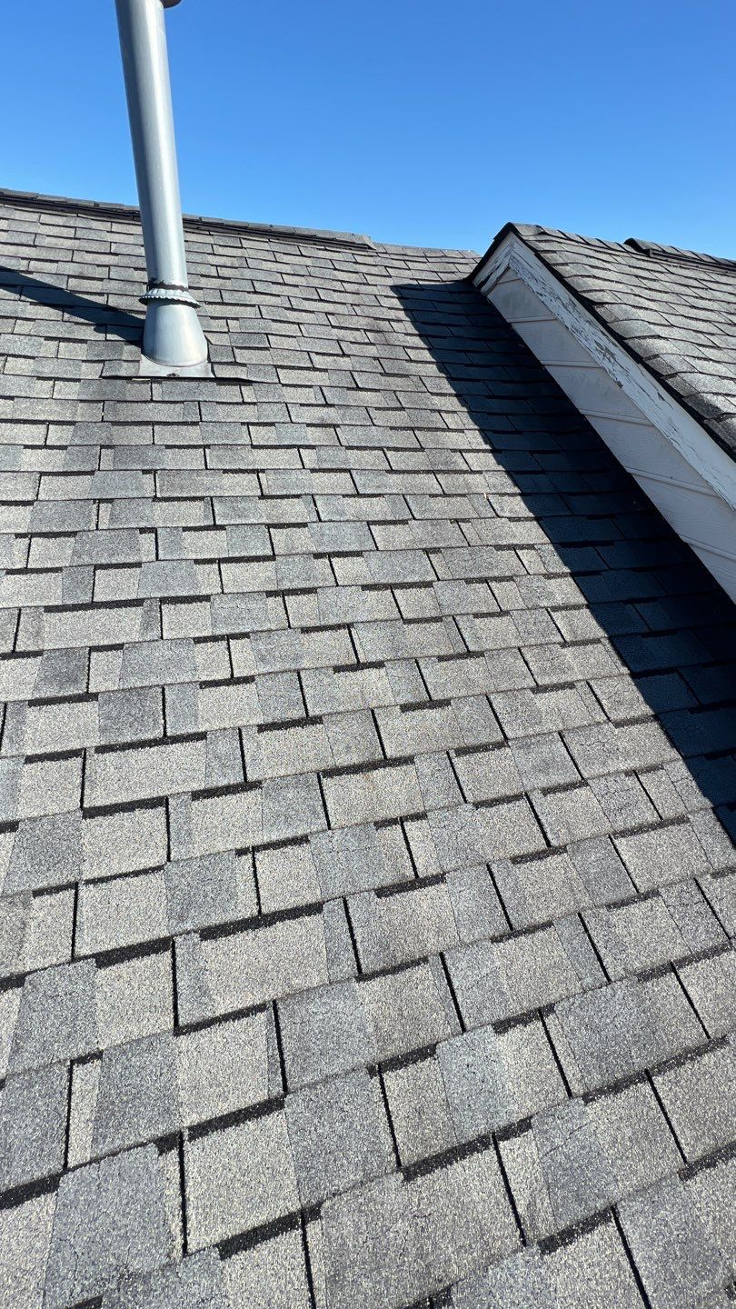 Fairfax: Residential Roof Replacement with CertainTeed Landmark in Charcoal Black by RM Banning, Inc.