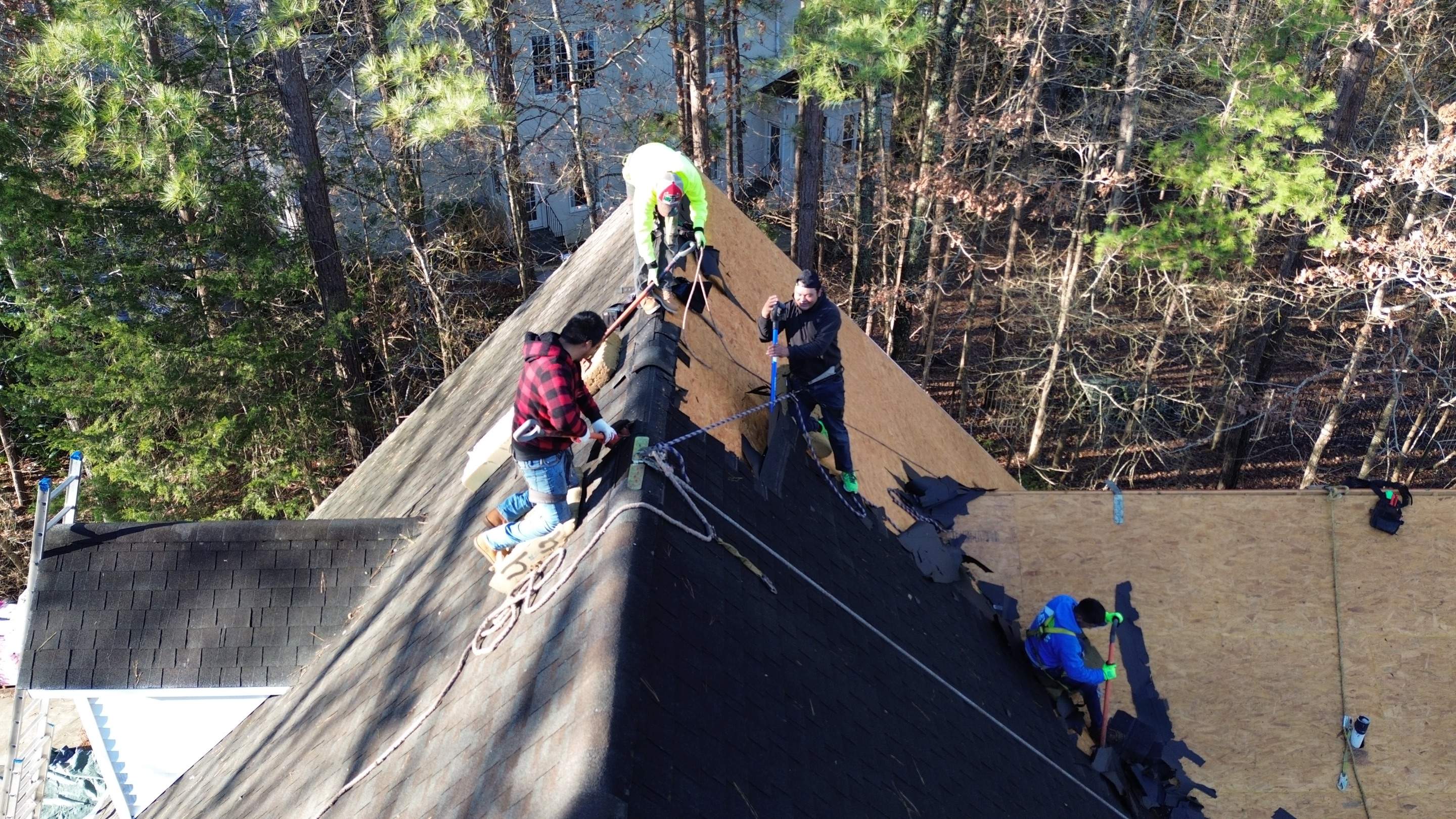 Rock Hill - Duration Williamsburg Gray by Merritt Roofing LLC