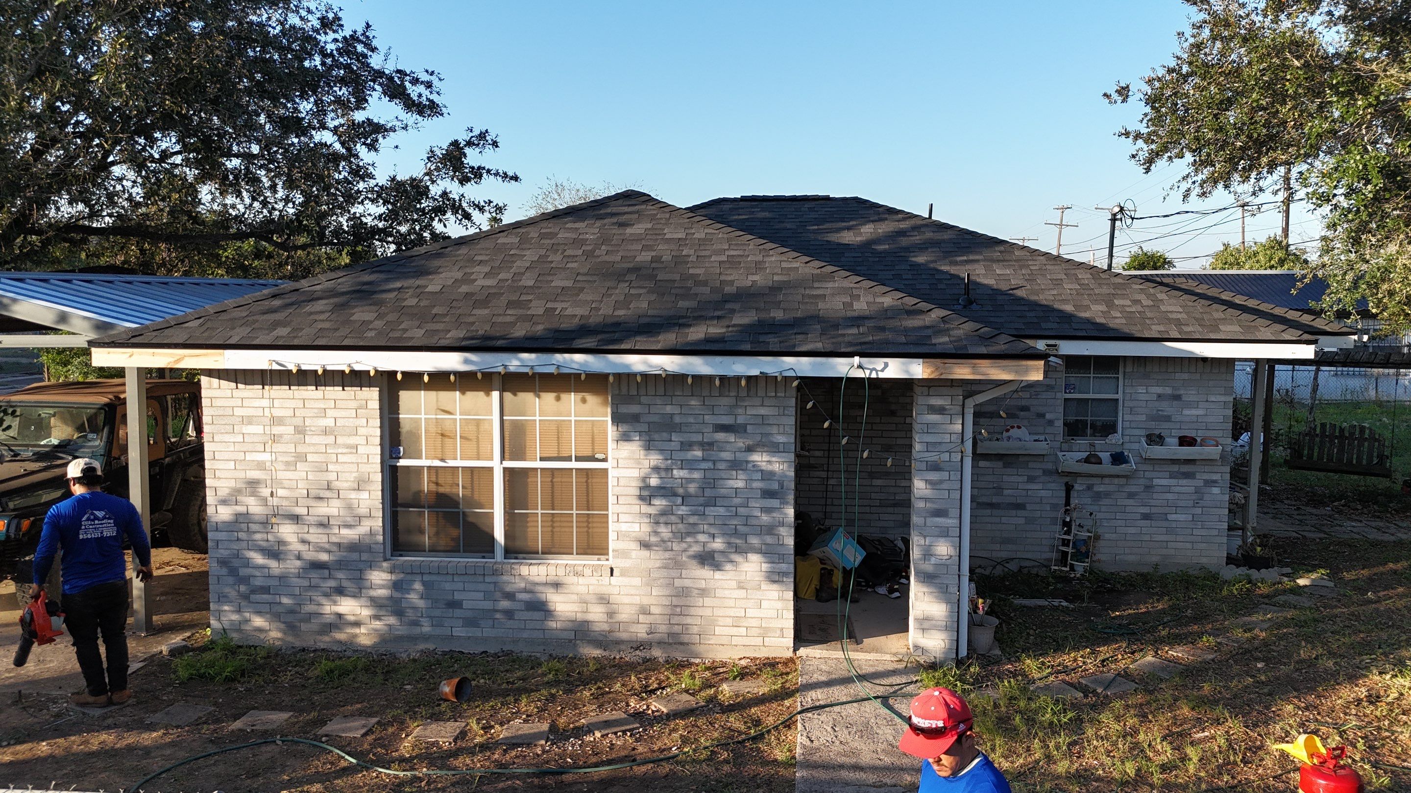 Oakridge Onyx Black in Elsa, Tx by PMG Home LLC