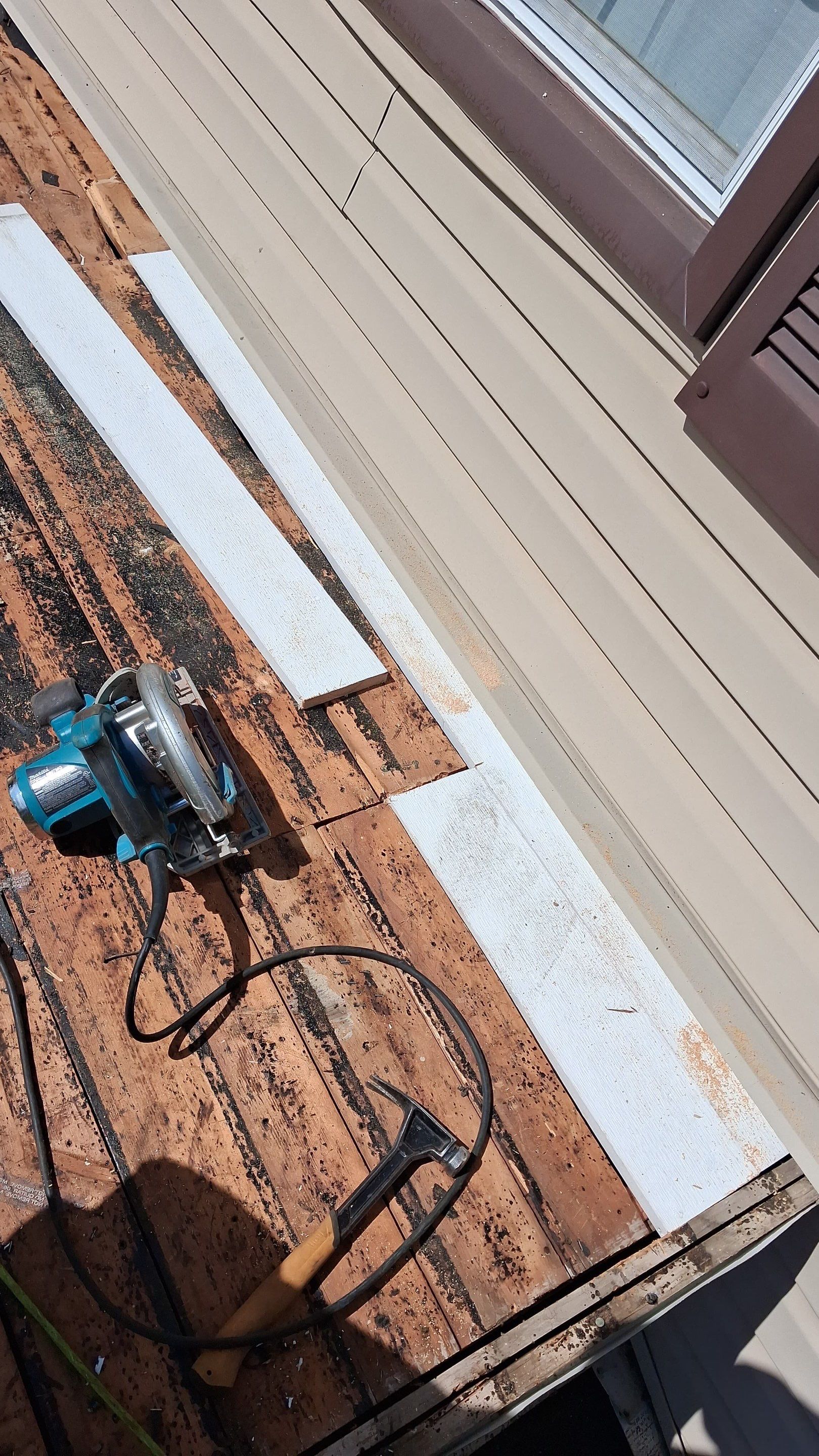 Roof Replacement using Owens Corning Tru Definitions by 180 Contractors