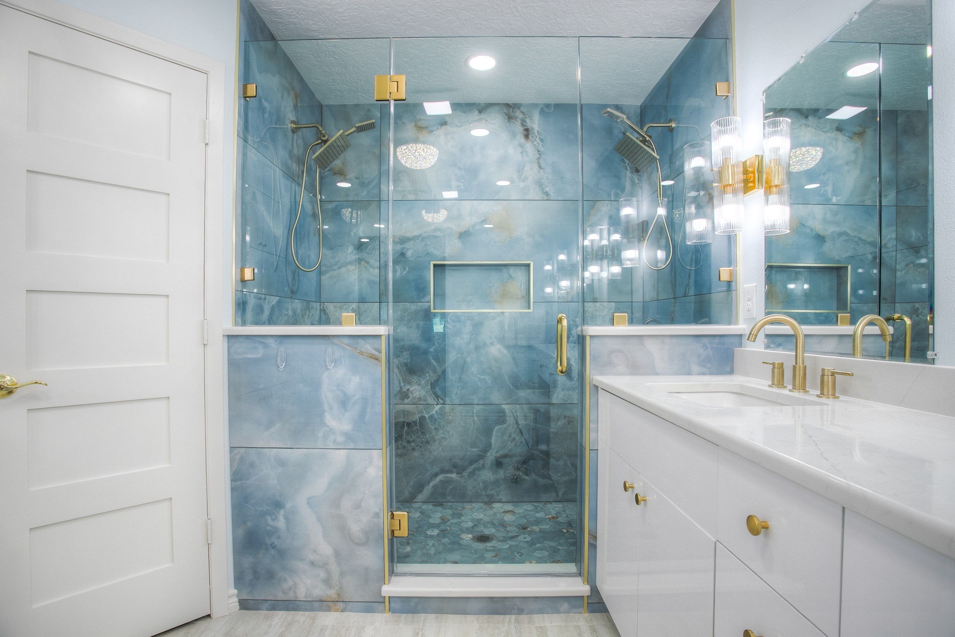 Home Addition and bathroom remodel. by CWS home remodel 