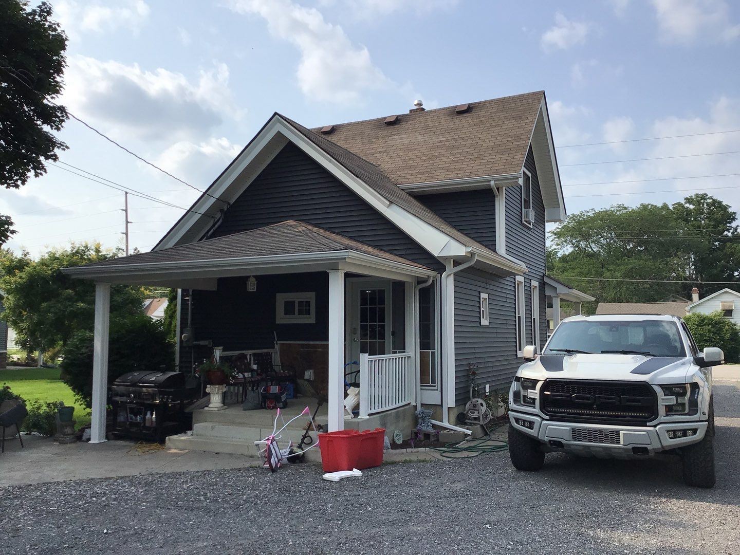 Residential Roofing Installation using Vic West Nothridge Slate by 4Ever Metal Roofing