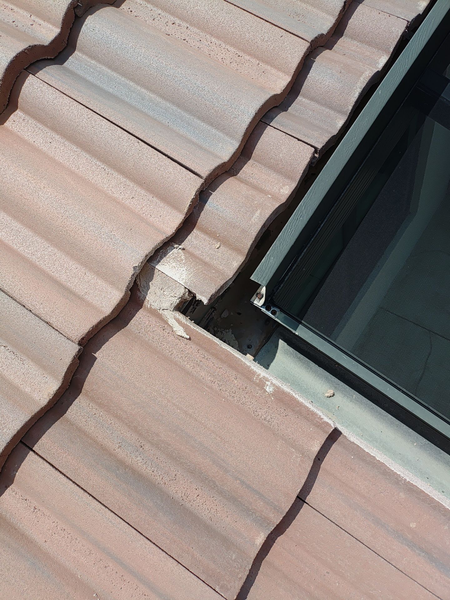 Seal Gutters & Gutter Cleaning in Sarasota FL by Gutter Professors