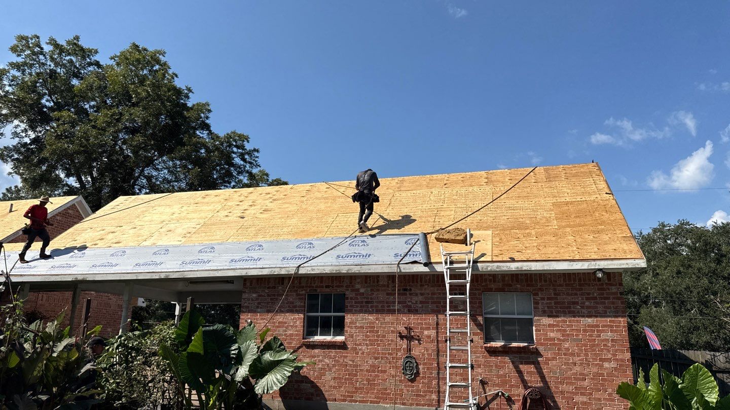 Weathered Shadow - Atlas by Top Team Roofing & Construction