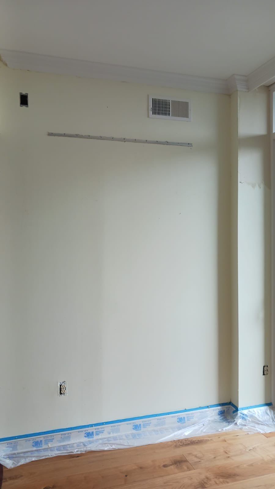 Wall Paper Removal and Paint  by Nashville House Painters 