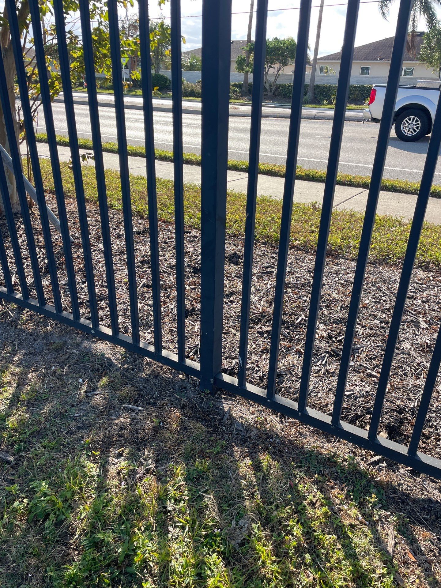 211 63rd Ave W  by H&Y Fence