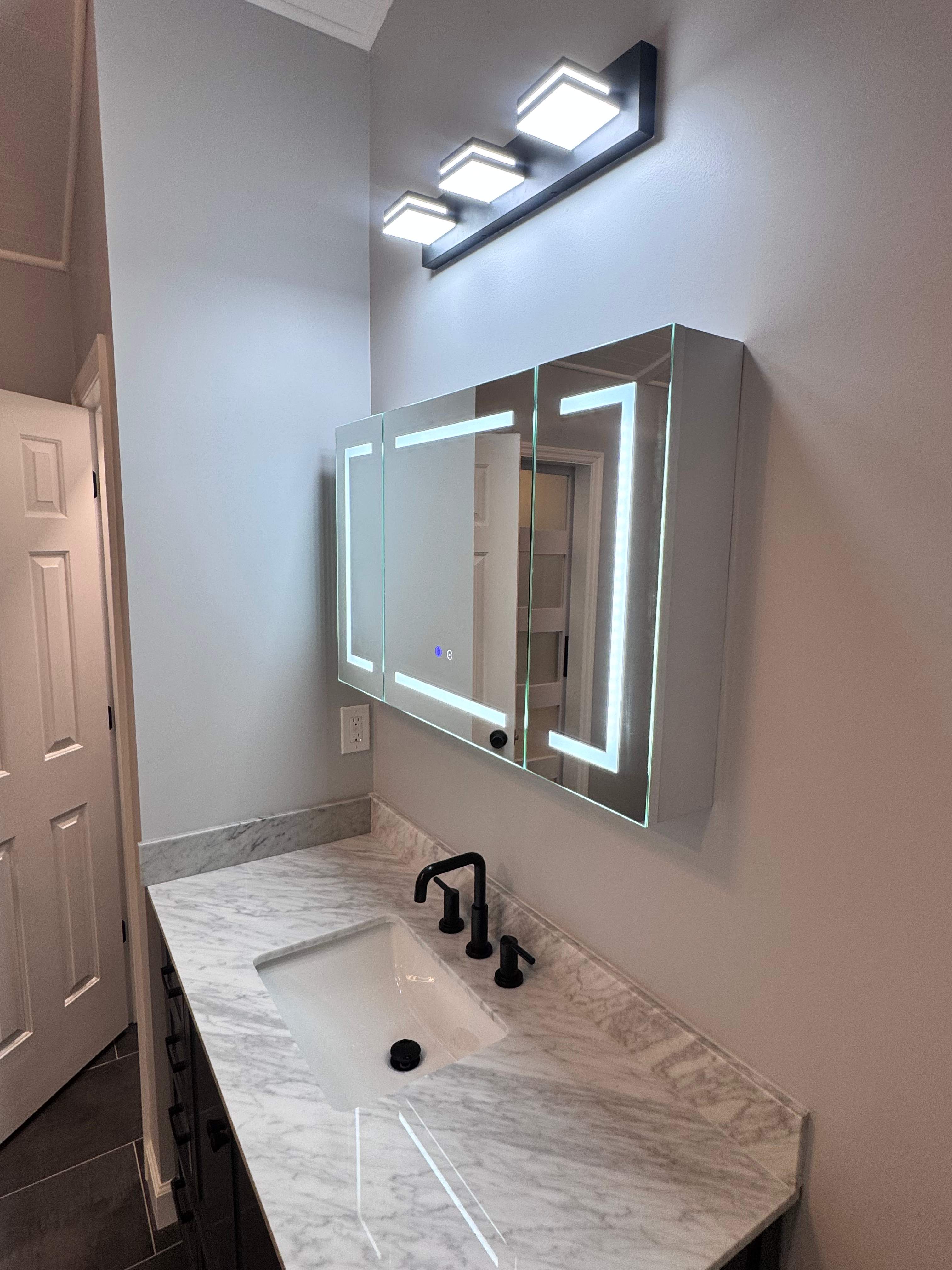 Master bathroom renovation by Prudencio