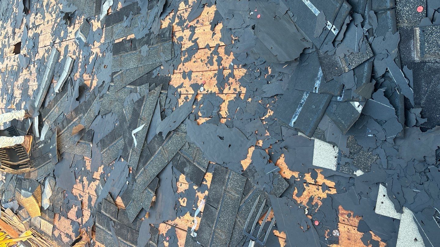 Residential Roofing Installation using Owen's Corning Duration (Lifetime) Shingles by Roof Repair Company