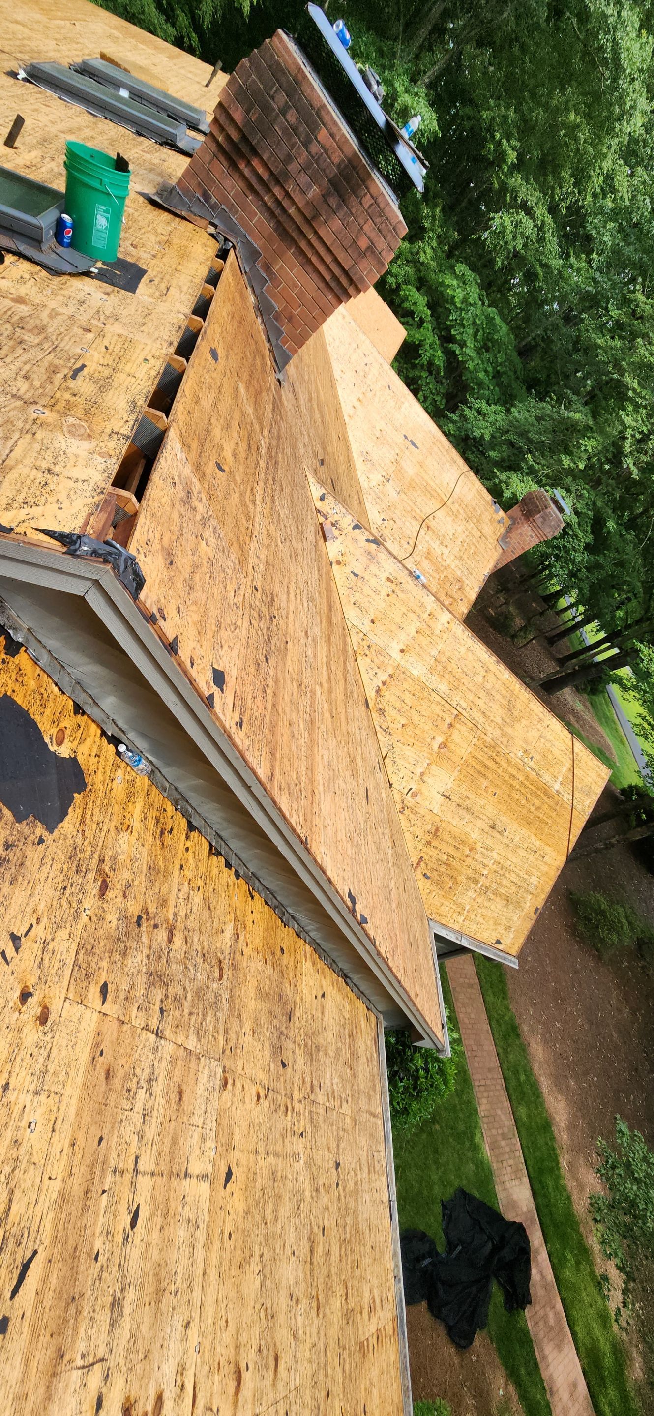 New Roof for these homeowners by Just In Time Roofing and Restoration