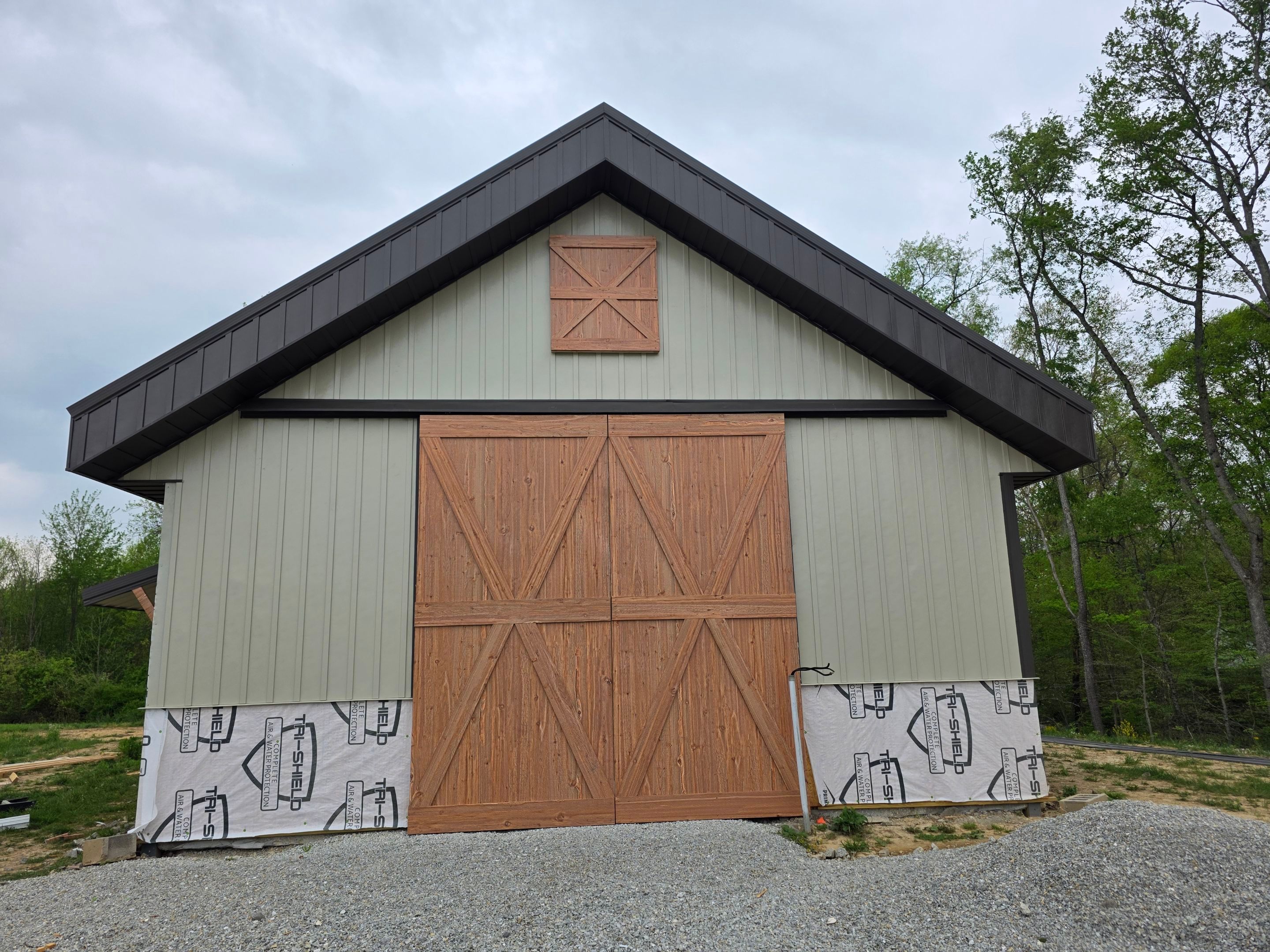 30'x64'x14' Hobby Barn by The Barn Builders 