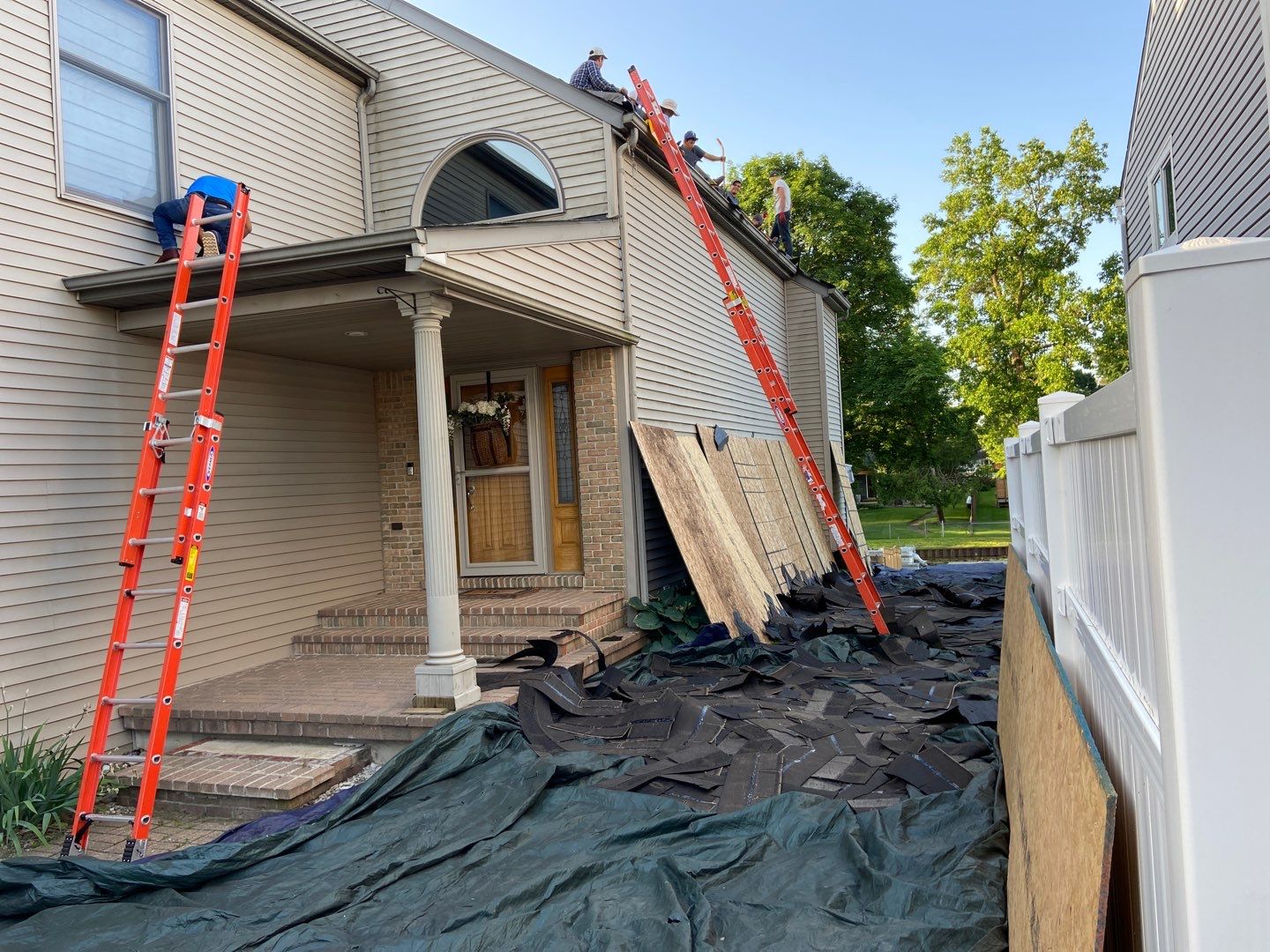 Roof Replacement using CertainTeed Landmark by 180 Contractors