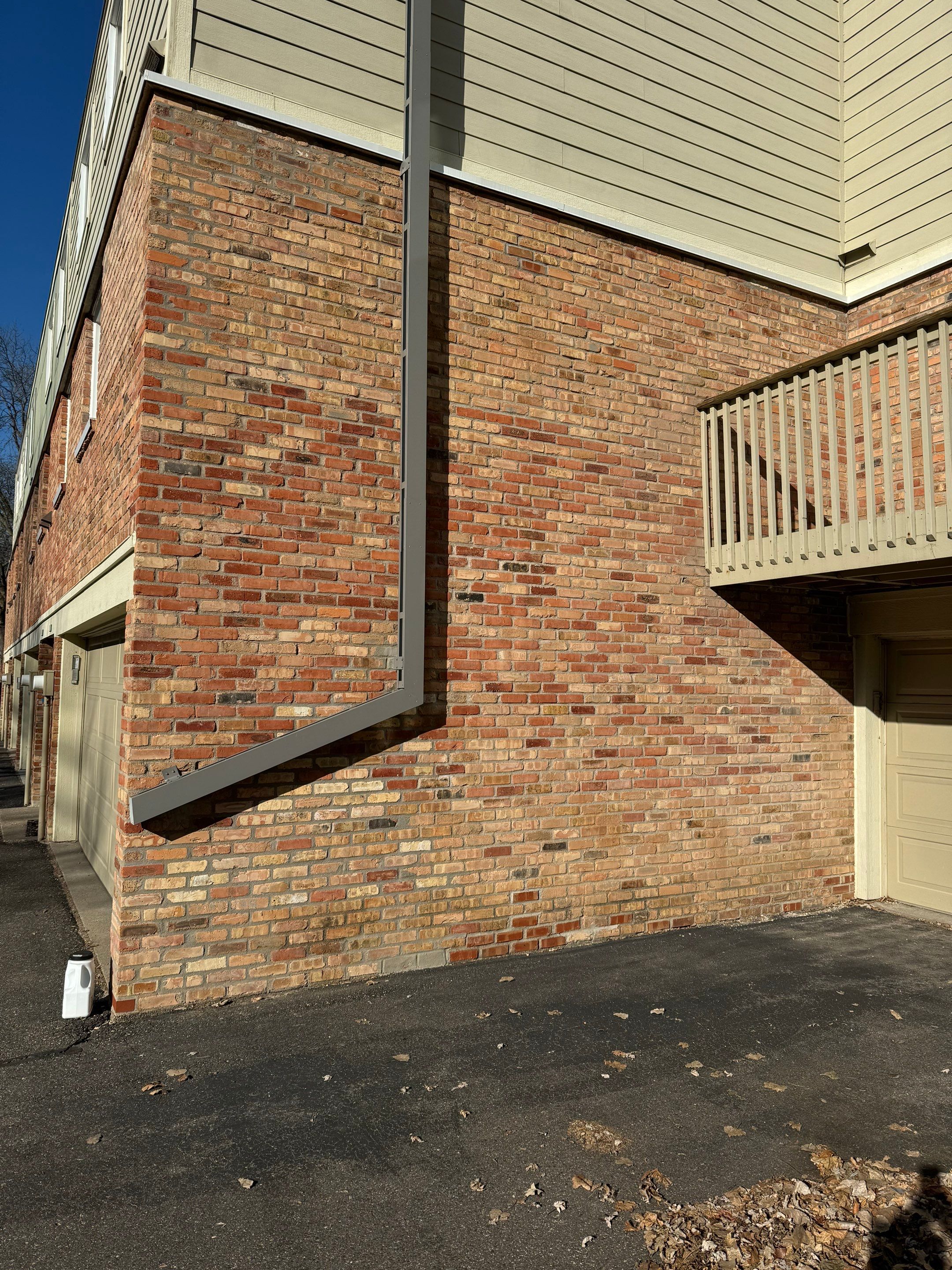 Tuckpointing - St. Louis Park by Gassen Construction and Maintenance
