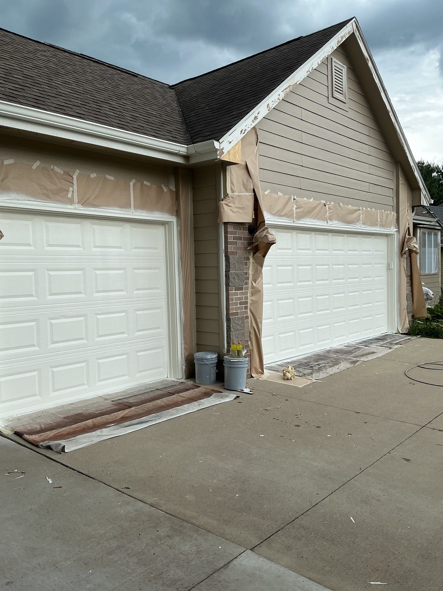 Residential Exterior Repaint  by Midwest Paint LLC