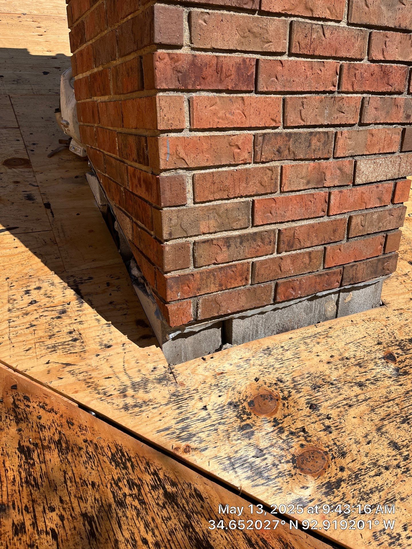 Architectural Shingle Roof Replacement and Skylight Installation in Hot Springs Village by Temple Roofing and Exteriors