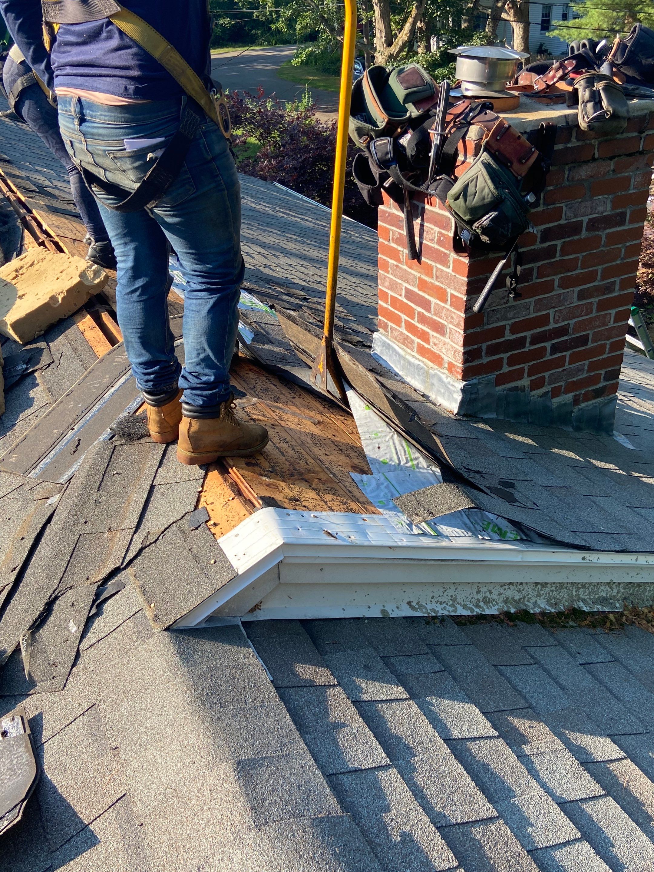 Residential Roofing Installation using Owens Corning TruDefinition by Sensible Home Solutions