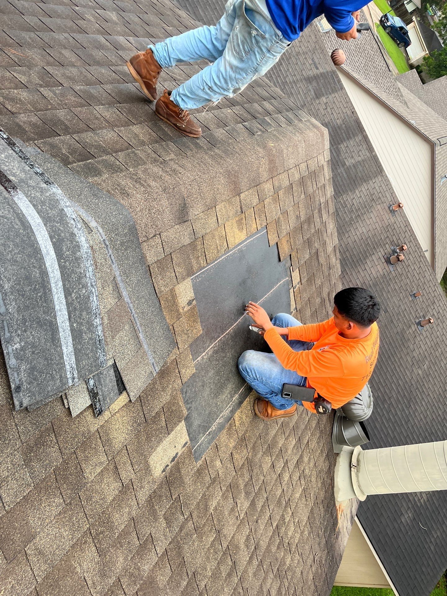 Hail Damage using Owen's Corning Duration (Lifetime) Shingles by Roof Repair Company