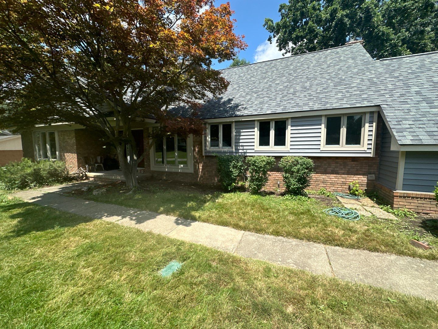 Siding Replacement using CertainTeed Monogram D5 Clapboard by 180 Contractors