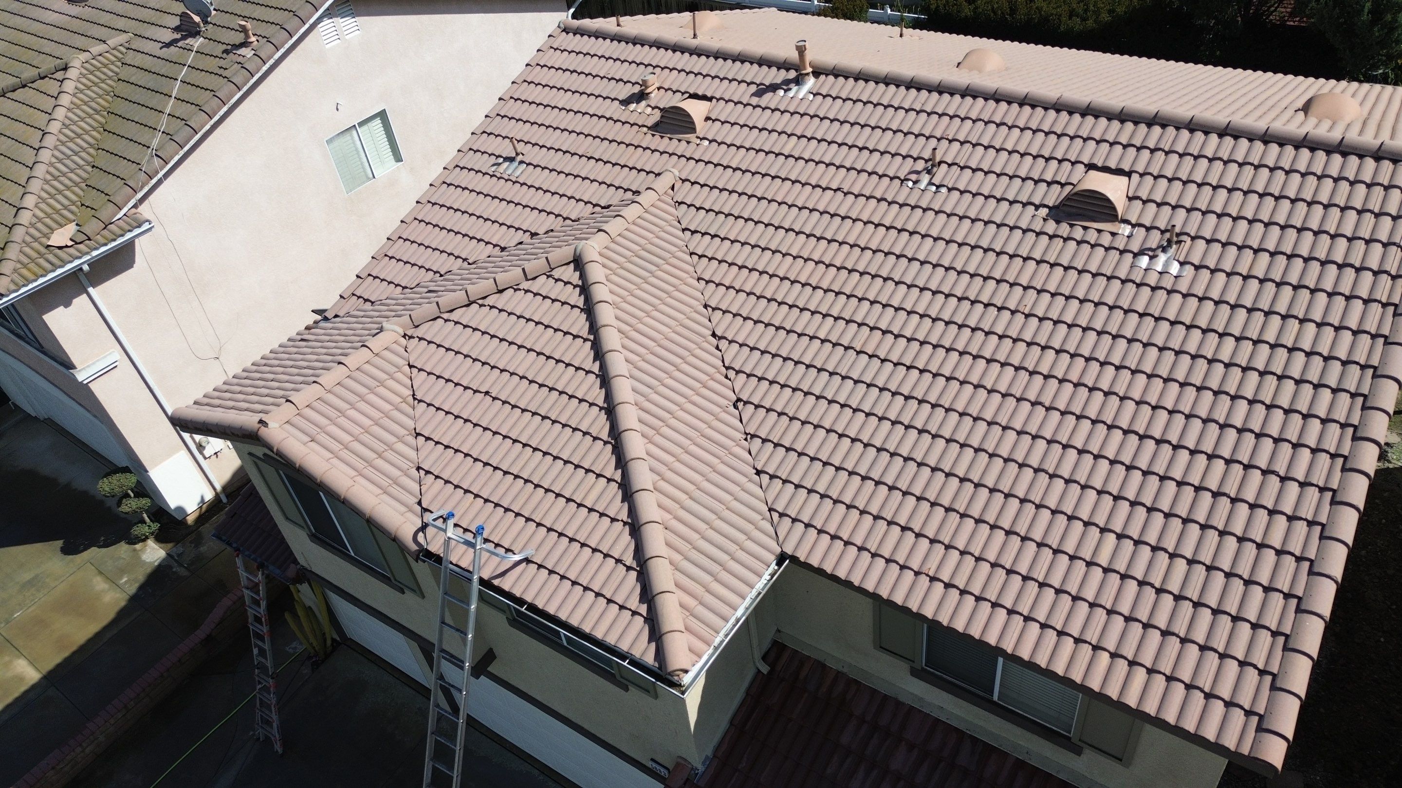 Roof Cleaning LIBERTY MUTUAL by Pirate Pete’s Power Washing