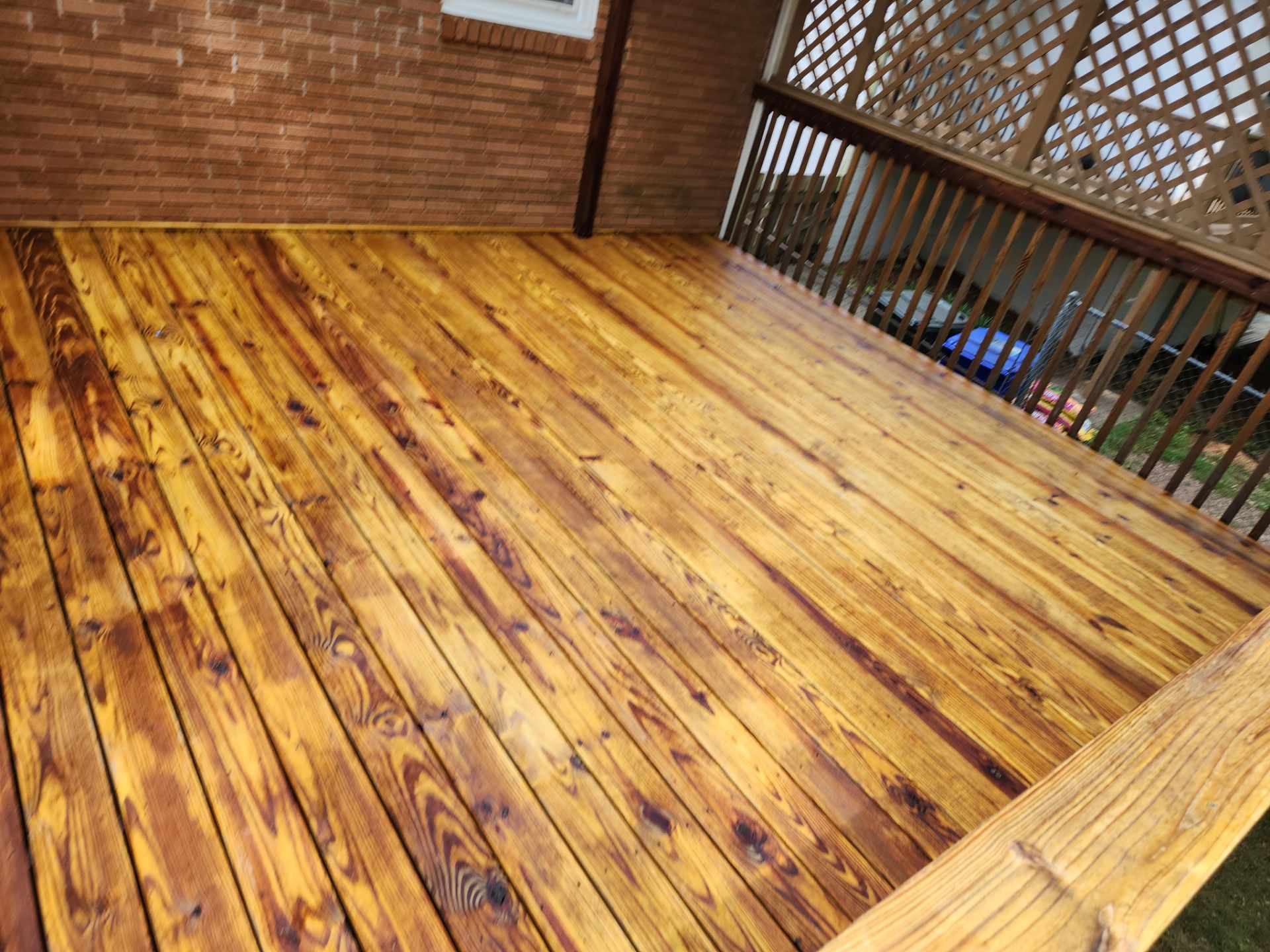 Deck using Wood Sealant by DuraSeal