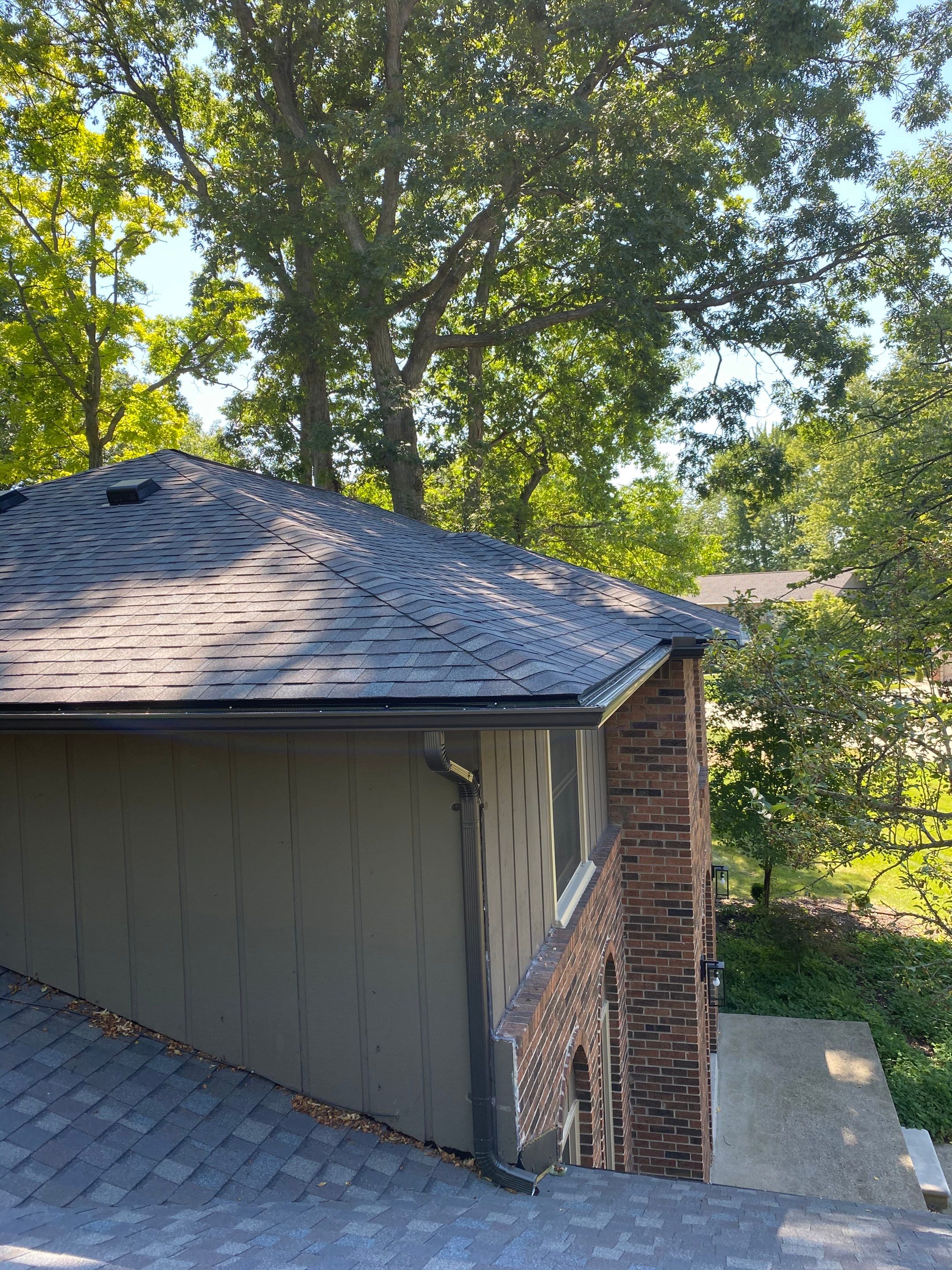 Roof Replacement using CertainTeed Landmark by 180 Contractors